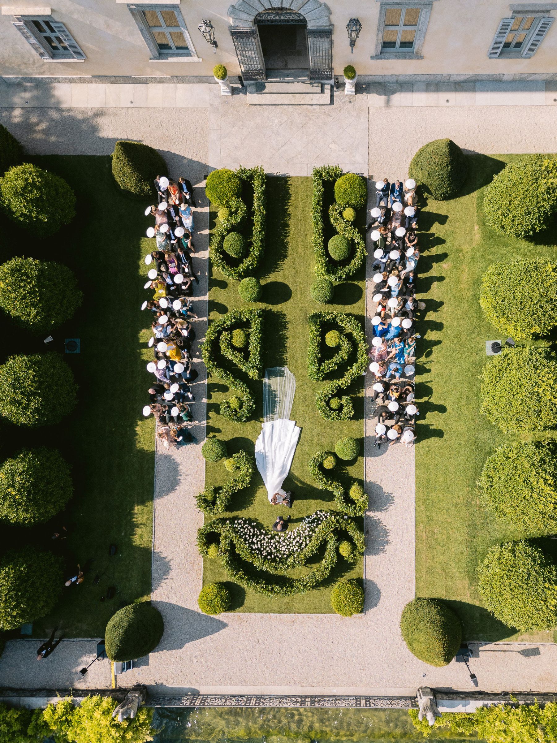 Romance in Lake Como: Liz and Kraeton’s Stunning Wedding at Villa Balbiano photo