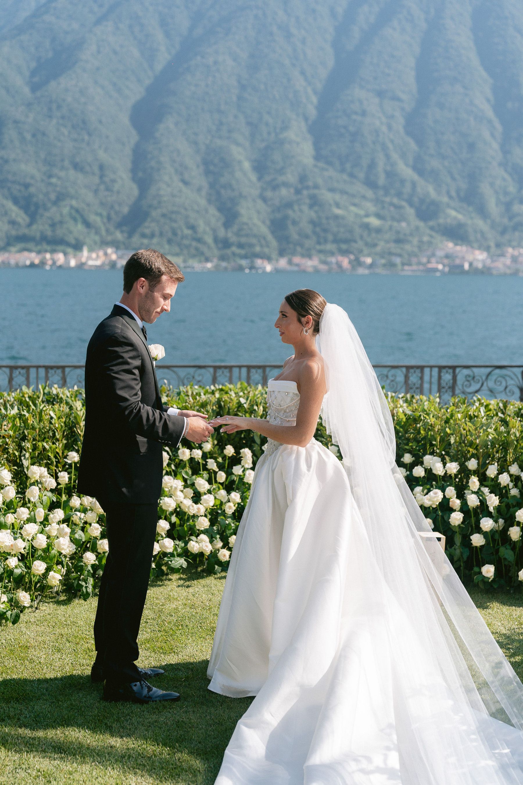 Romance in Lake Como: Liz and Kraeton’s Stunning Wedding at Villa Balbiano photo