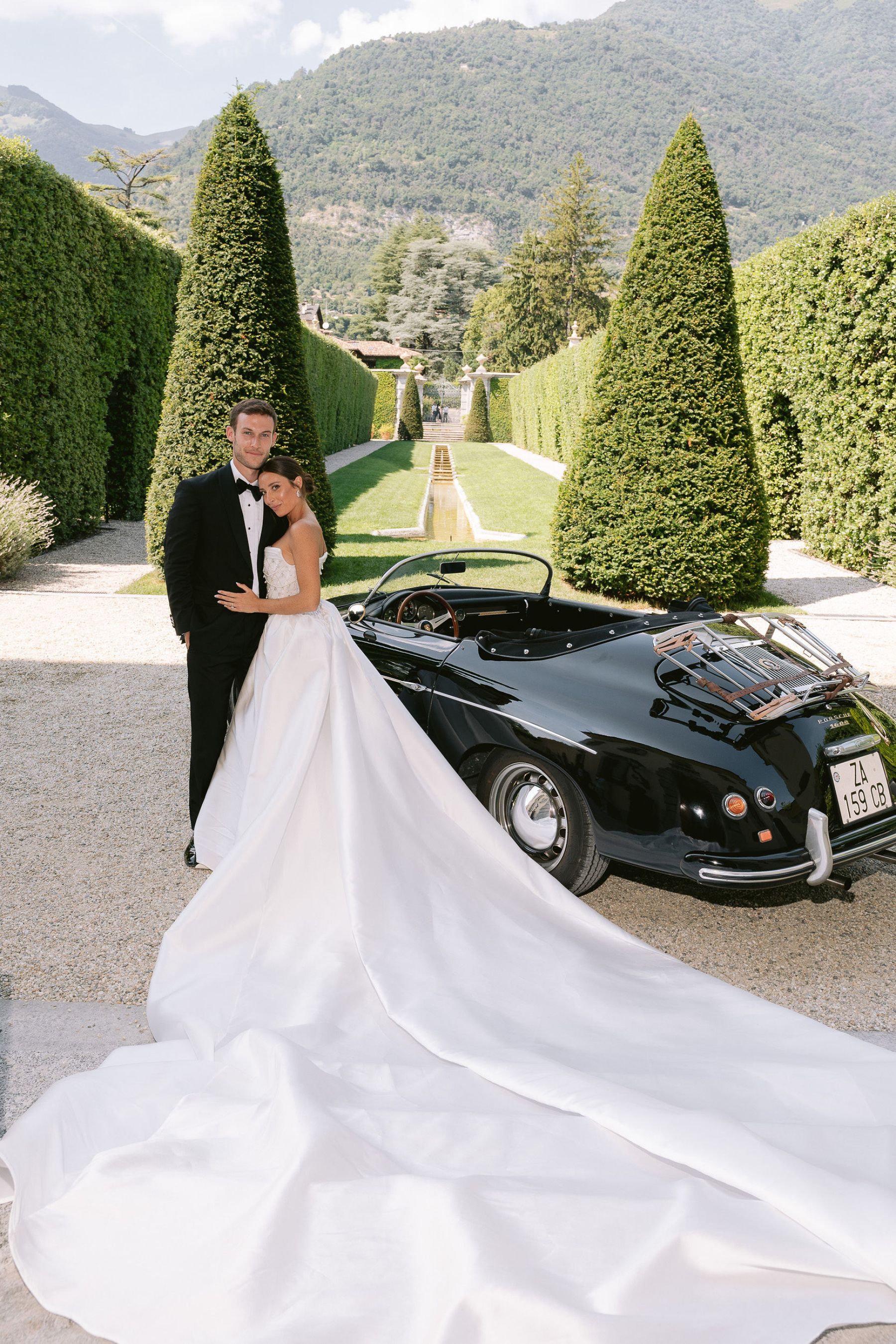 Romance in Lake Como: Liz and Kraeton’s Stunning Wedding at Villa Balbiano photo