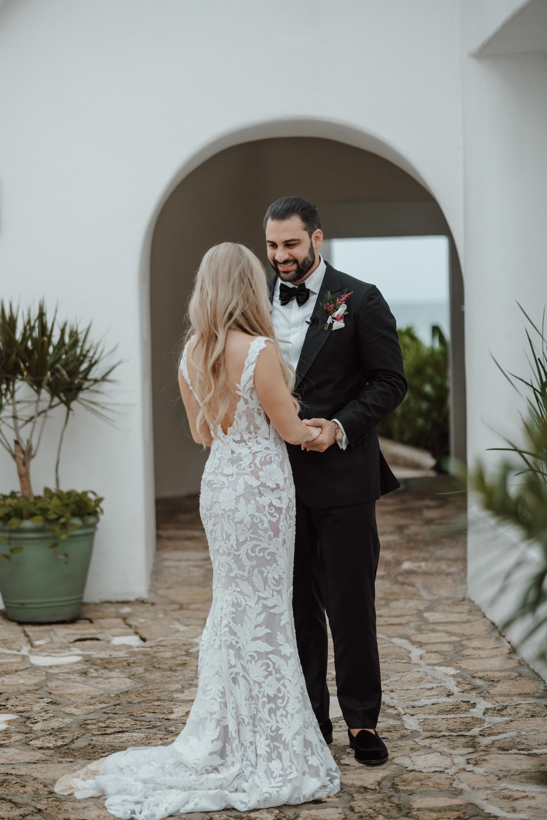 Crystal &amp; Anthony's Luxe Jungle Wedding at Maroma, A Belmond Hotel photo