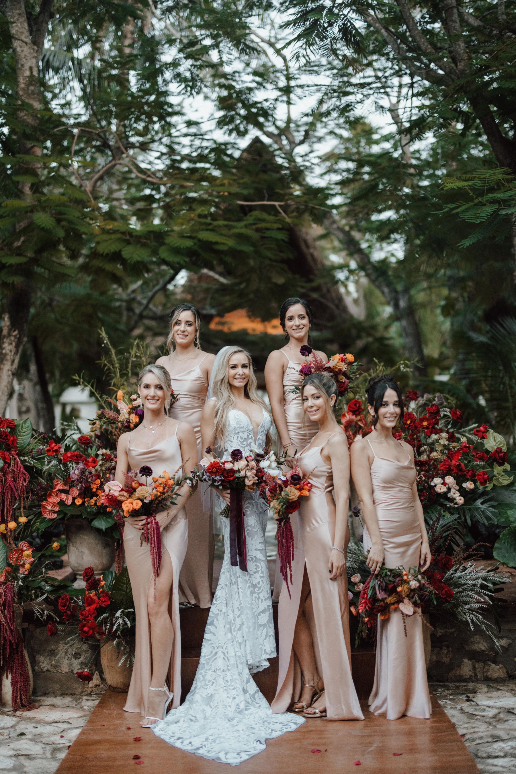 Crystal &amp; Anthony's Luxe Jungle Wedding at Maroma, A Belmond Hotel photo