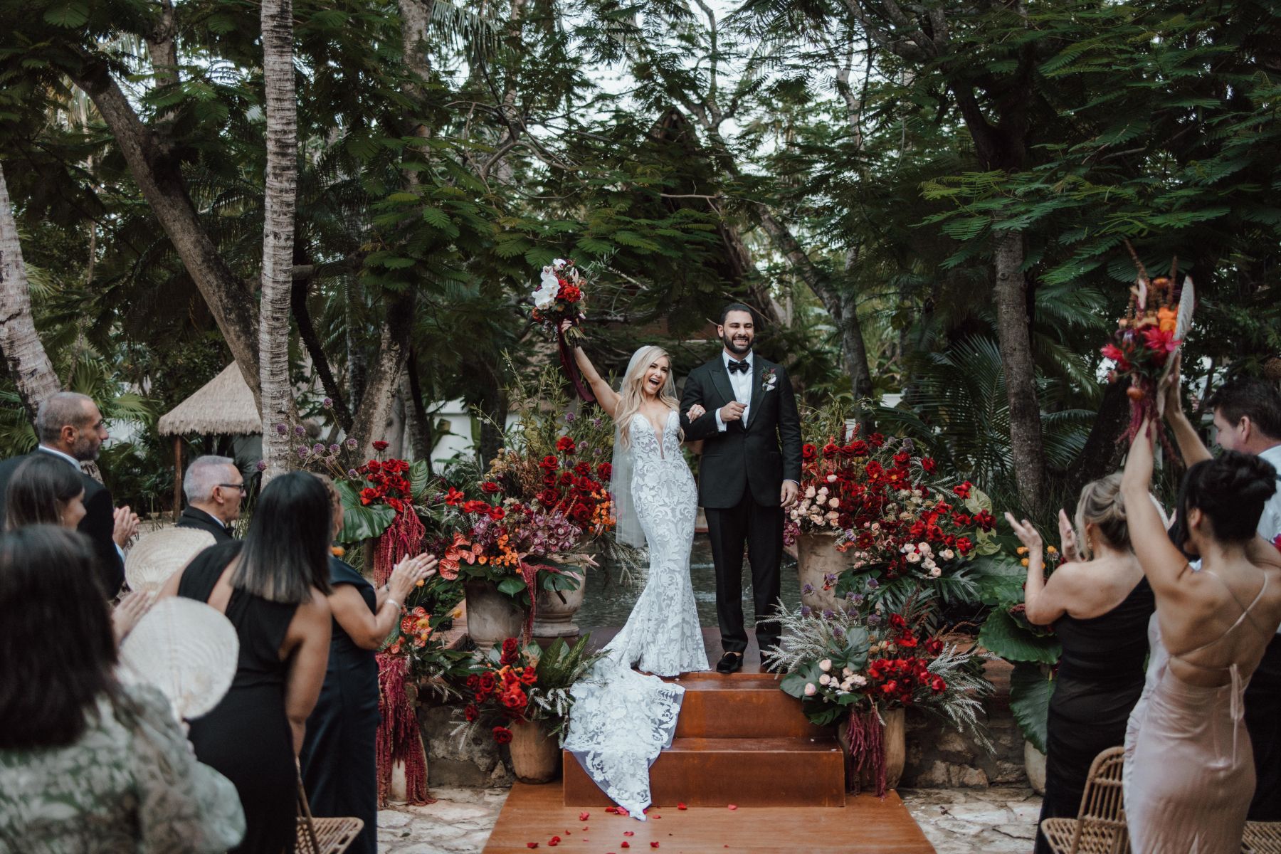 Crystal &amp; Anthony's Luxe Jungle Wedding at Maroma, A Belmond Hotel photo