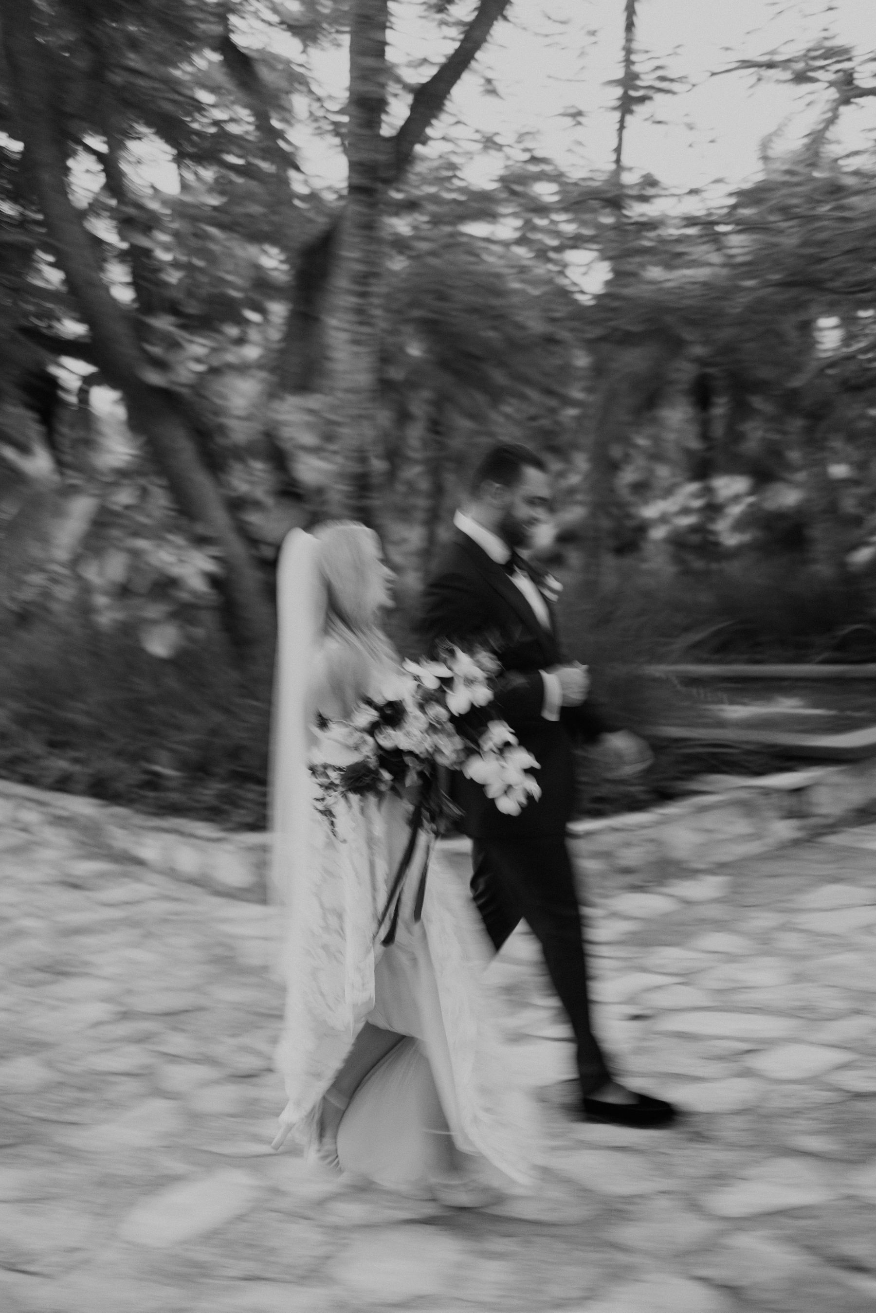 Crystal &amp; Anthony's Luxe Jungle Wedding at Maroma, A Belmond Hotel photo