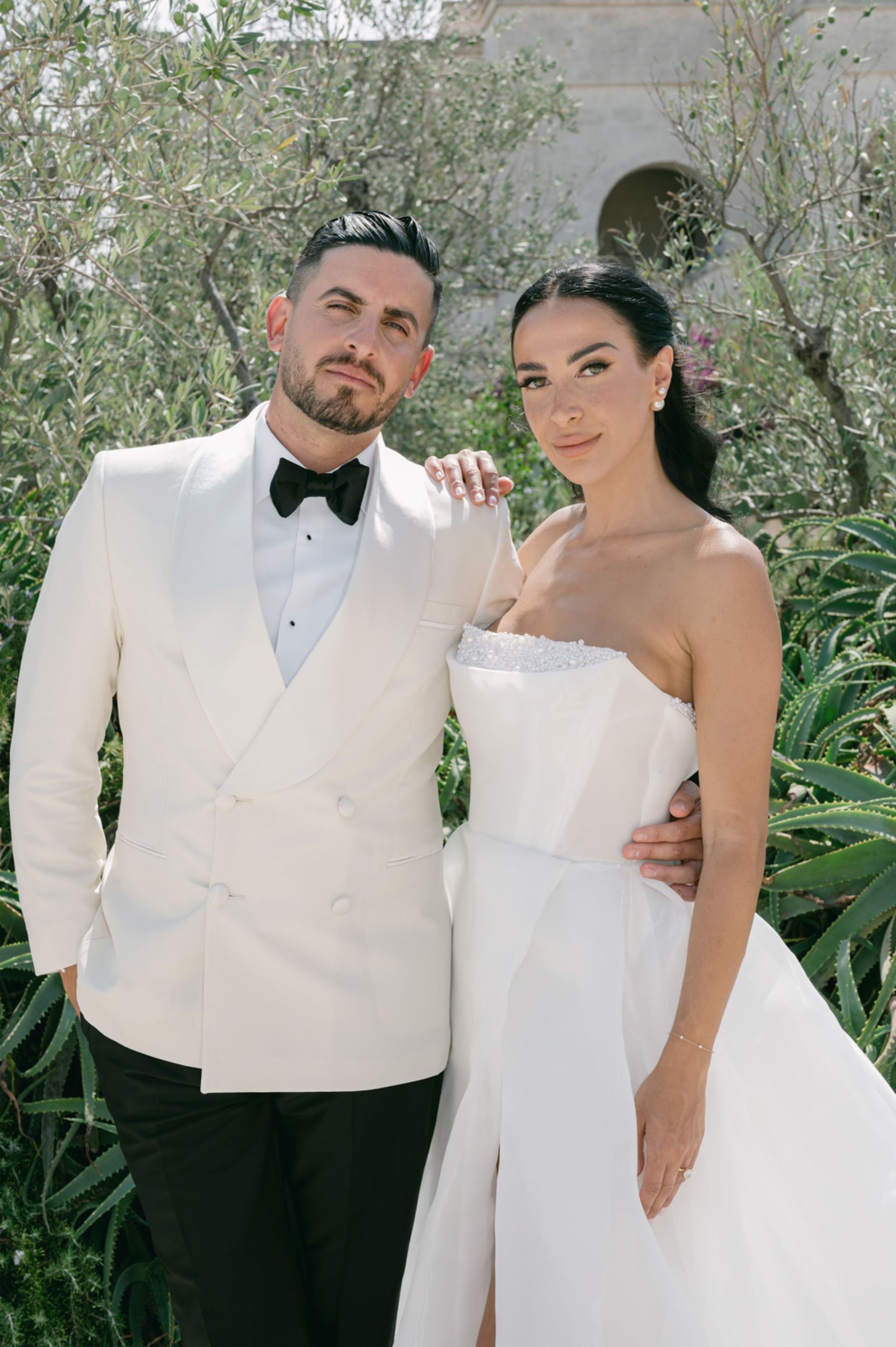 Dancing the Night Away: Inside Hana and Adonis' Magical Wedding in Pettolecchia Collection photo