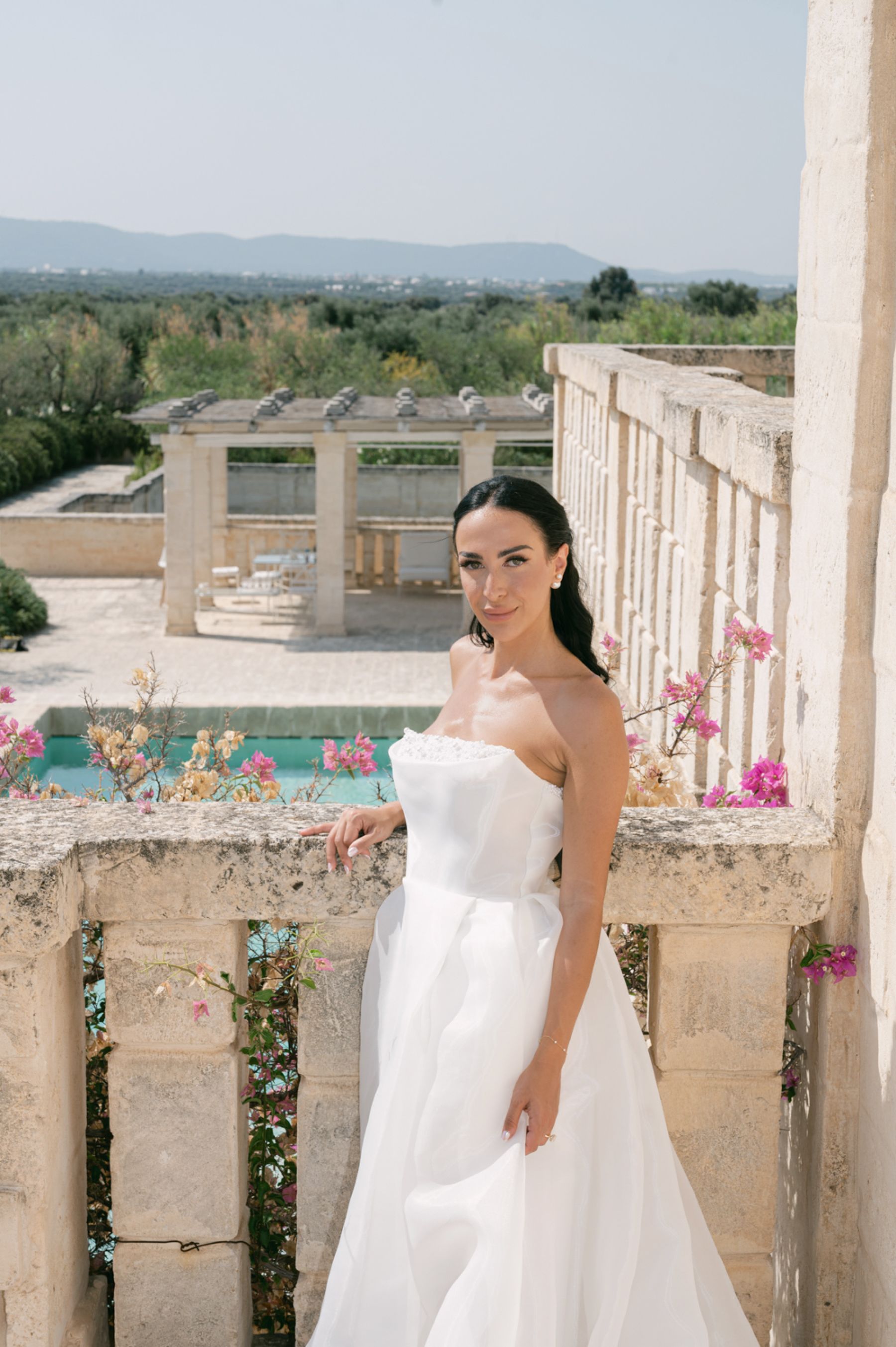 Dancing the Night Away: Inside Hana and Adonis' Magical Wedding in Pettolecchia Collection photo