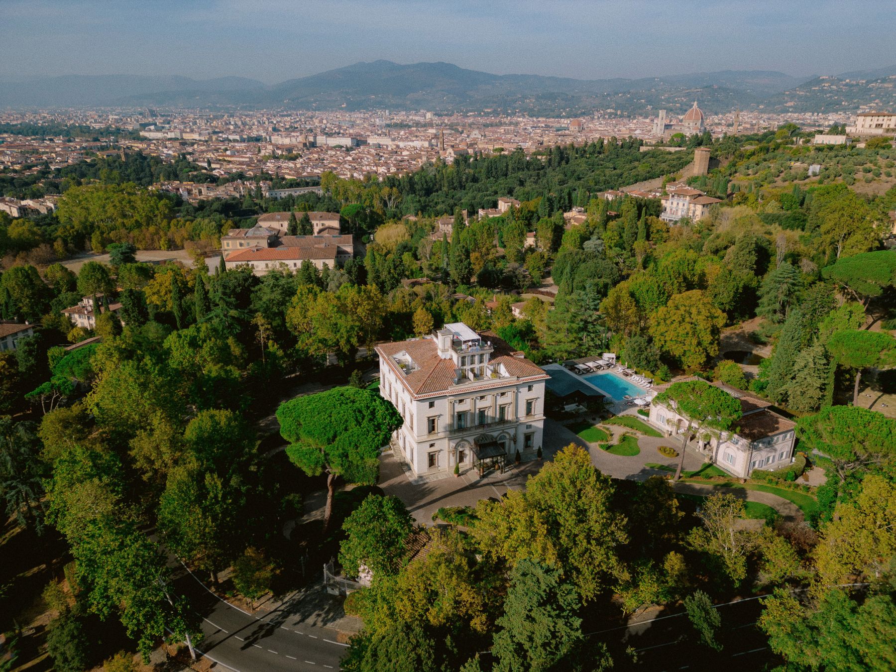 From Florence with Love: Vittoria &amp; David’s Enchanting Wedding at Villa Cora photo