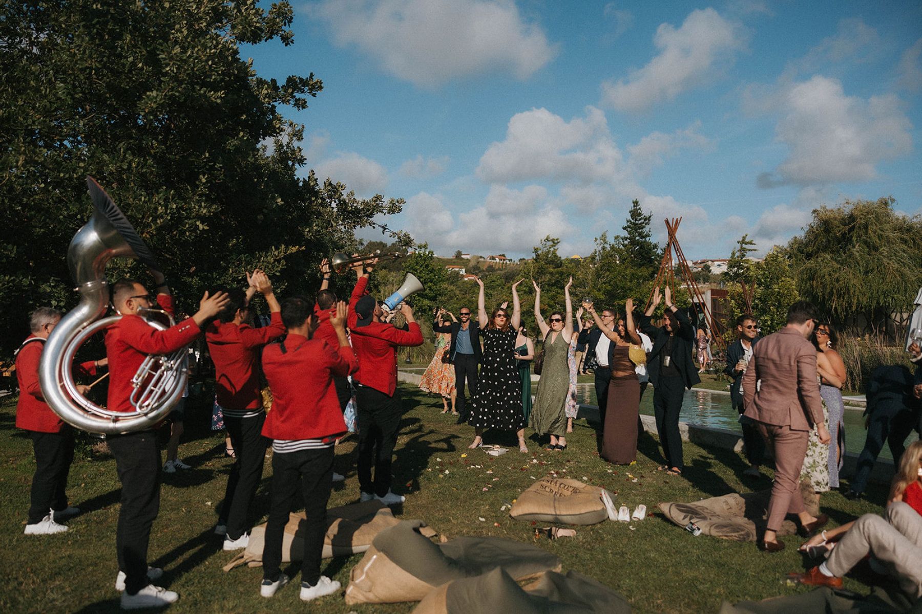 A Sun-Drenched Love Story: Alex &amp; Rich's Elegant Portuguese Wedding at Rio do Prado photo