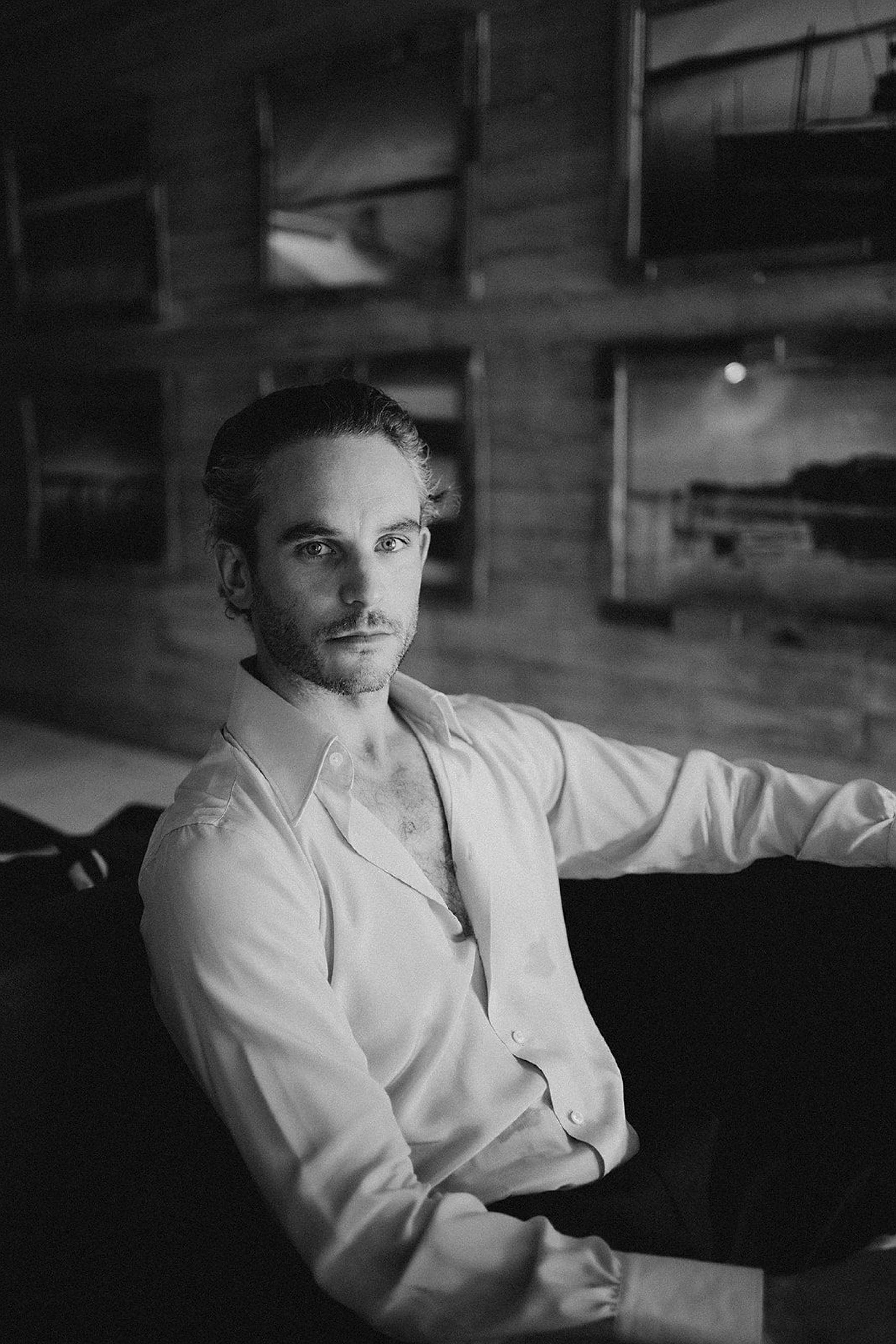 A Sun-Drenched Love Story: Alex &amp; Rich's Elegant Portuguese Wedding at Rio do Prado photo