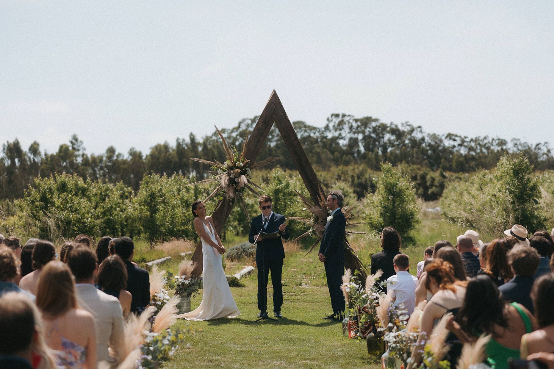 A Sun-Drenched Love Story: Alex &amp; Rich's Elegant Portuguese Wedding at Rio do Prado photo