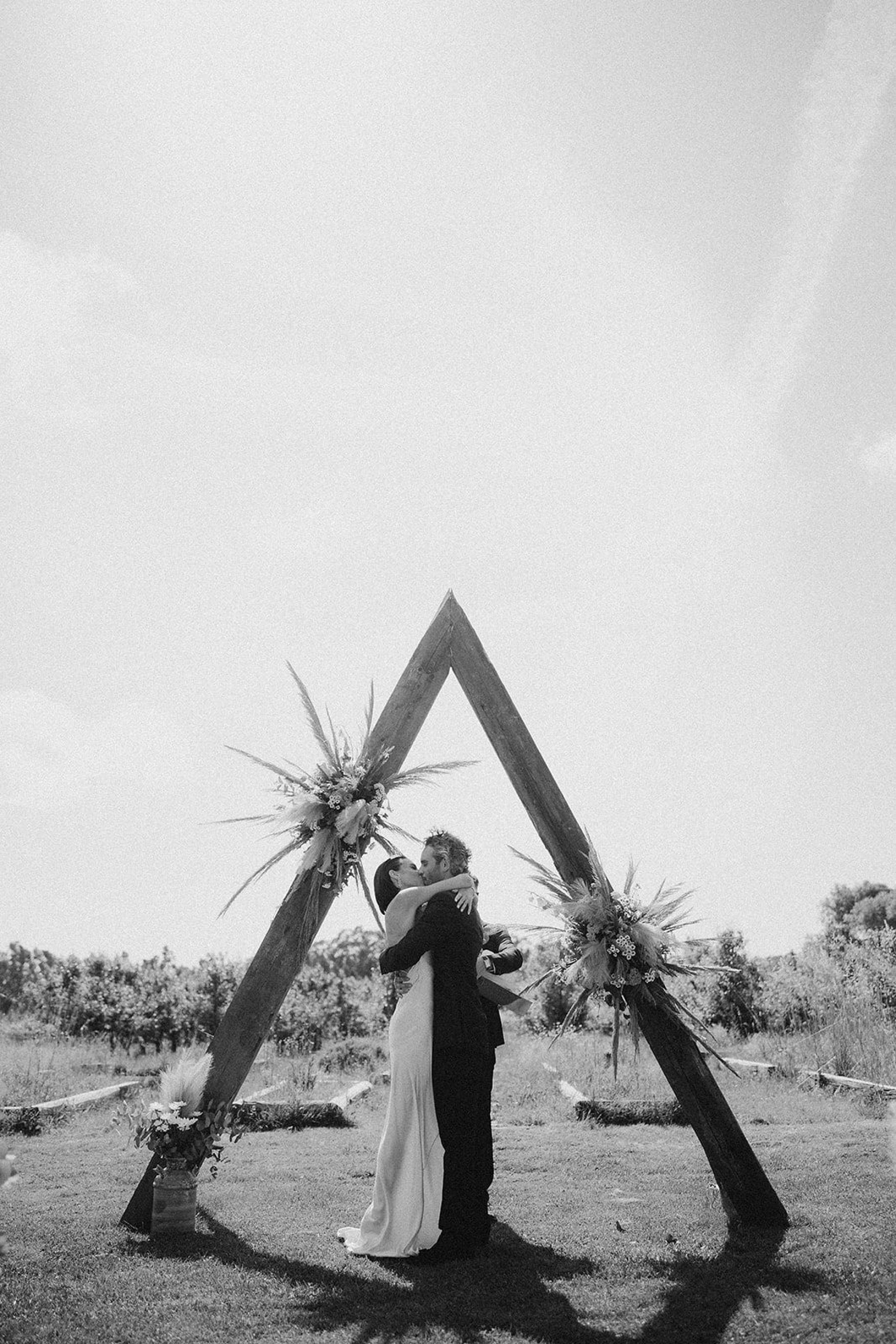A Sun-Drenched Love Story: Alex &amp; Rich's Elegant Portuguese Wedding at Rio do Prado photo