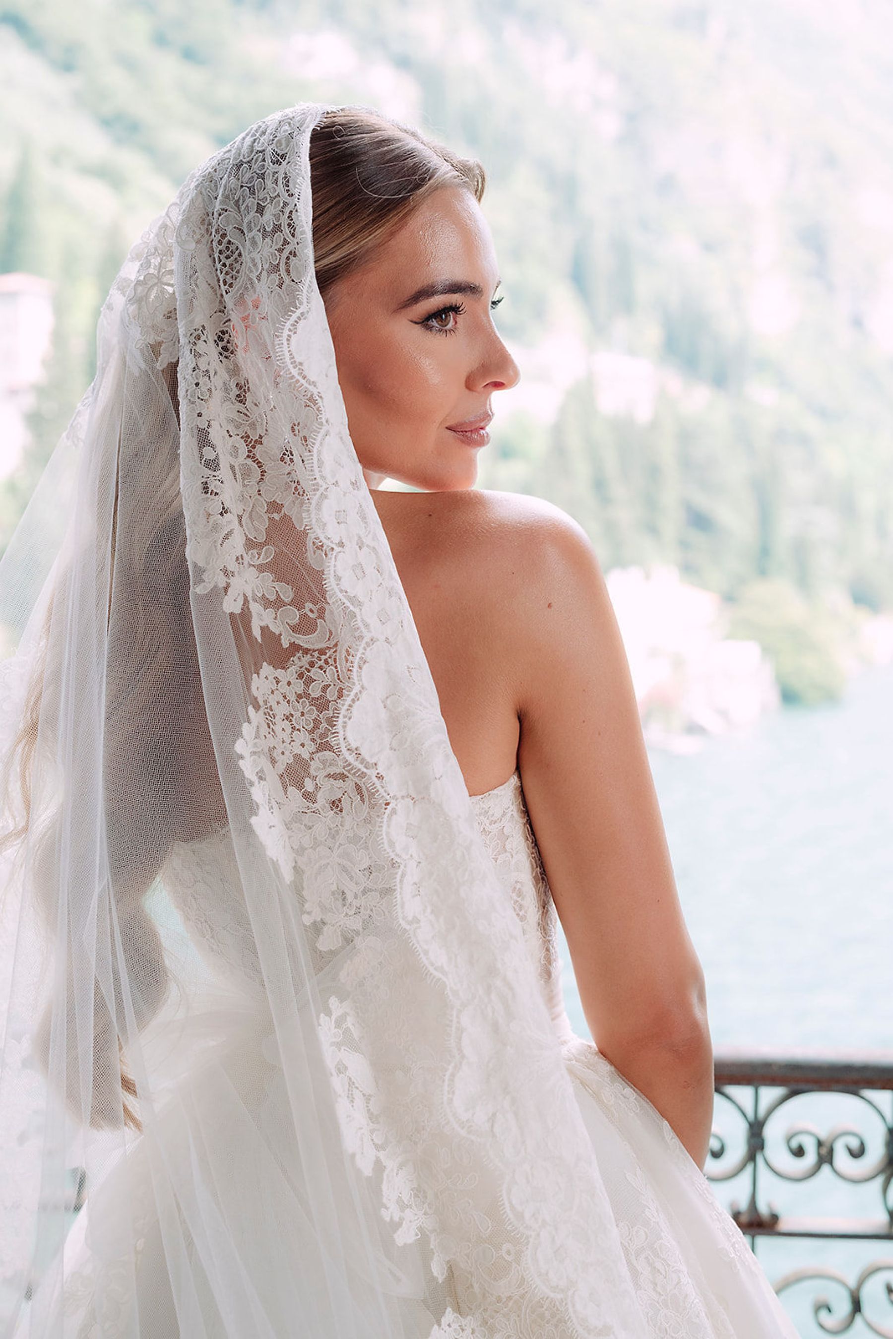 A Childhood Romance Blossoms in Lake Como: Lauren and Branagh's Timeless Wedding at Villa Cipressi photo