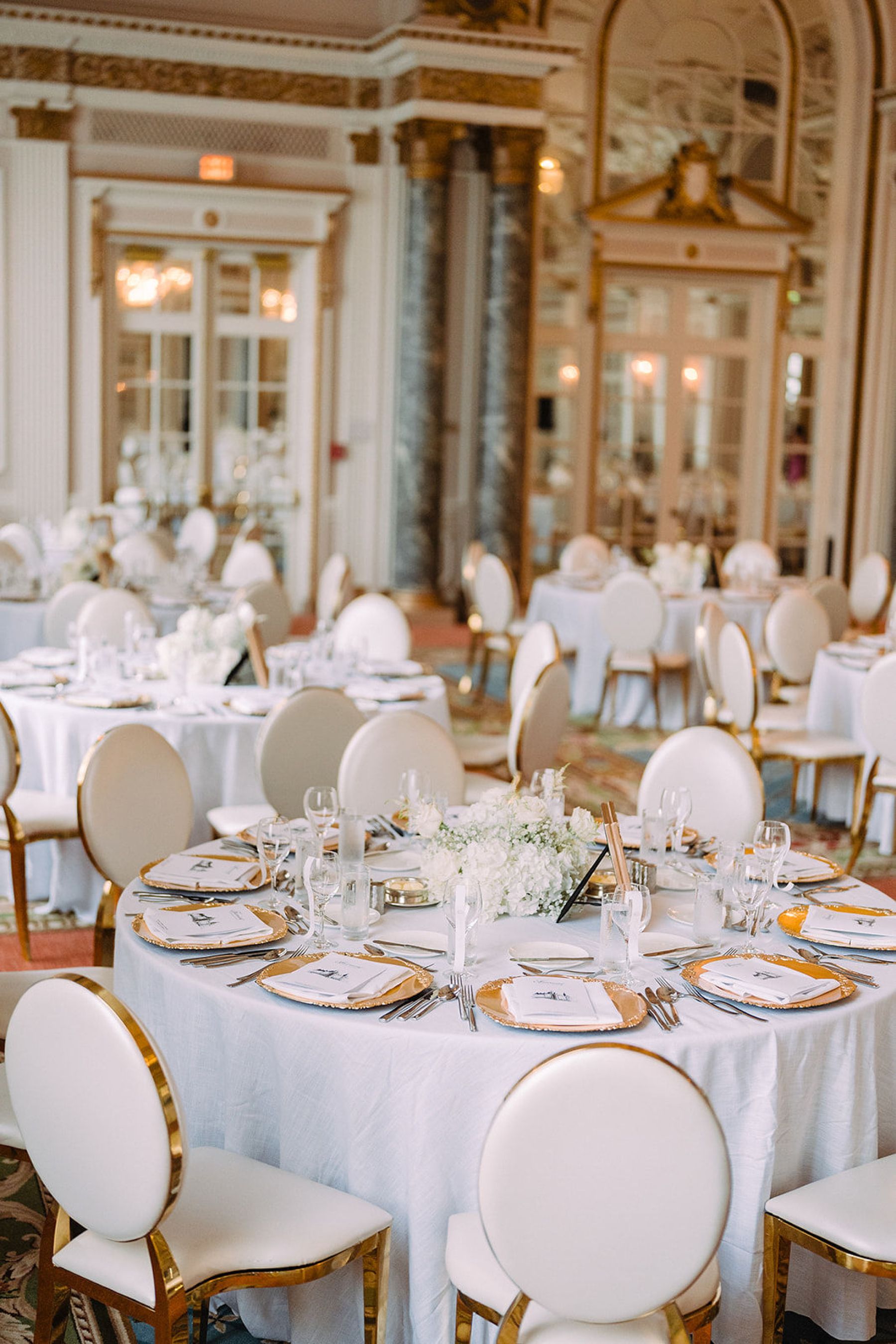 Timeless Romance: Sean and Hoang-Nghi’s Elegant Wedding at Chateau Laurier photo