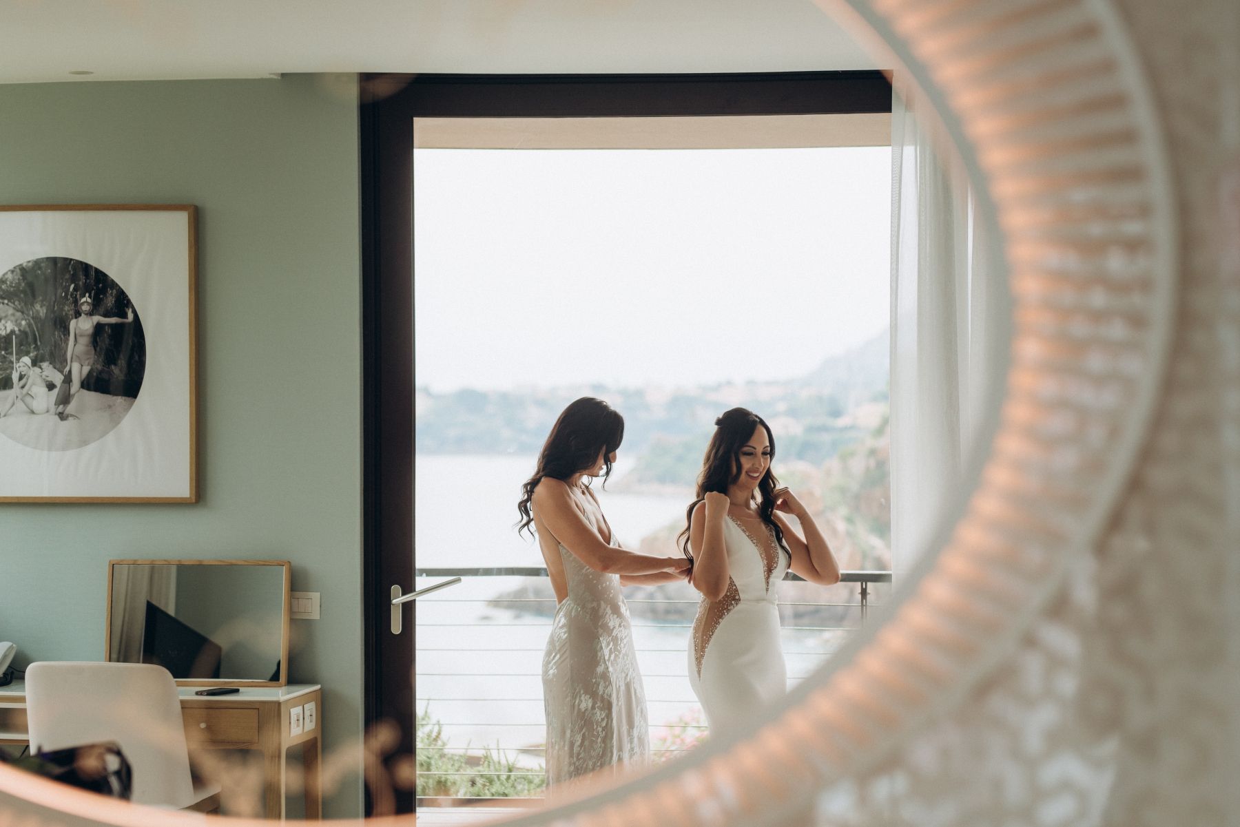 Romantic Seaside Celebration: Anna and Janny's Charming Wedding at Le Calette photo