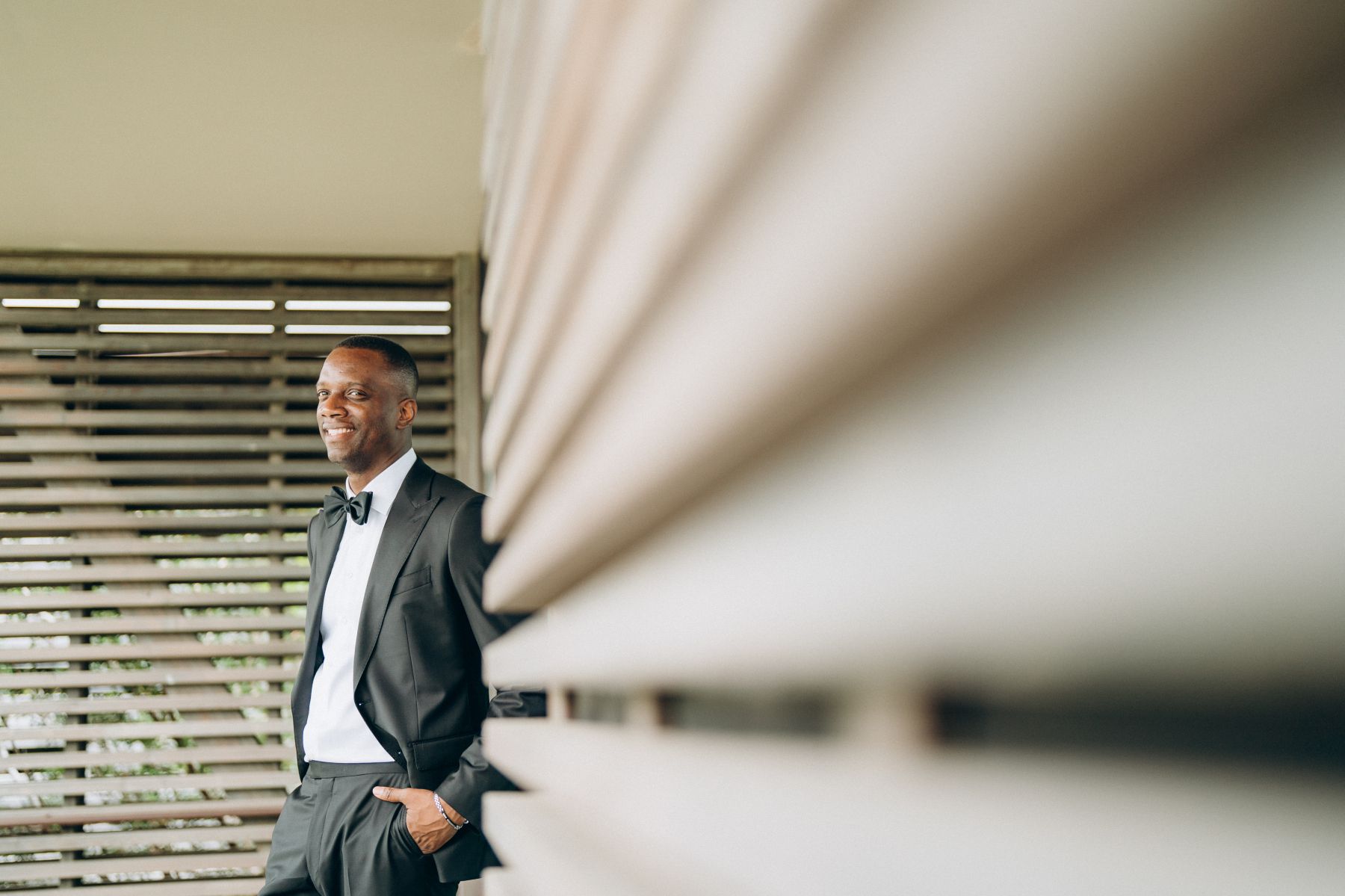 Romantic Seaside Celebration: Anna and Janny's Charming Wedding at Le Calette photo