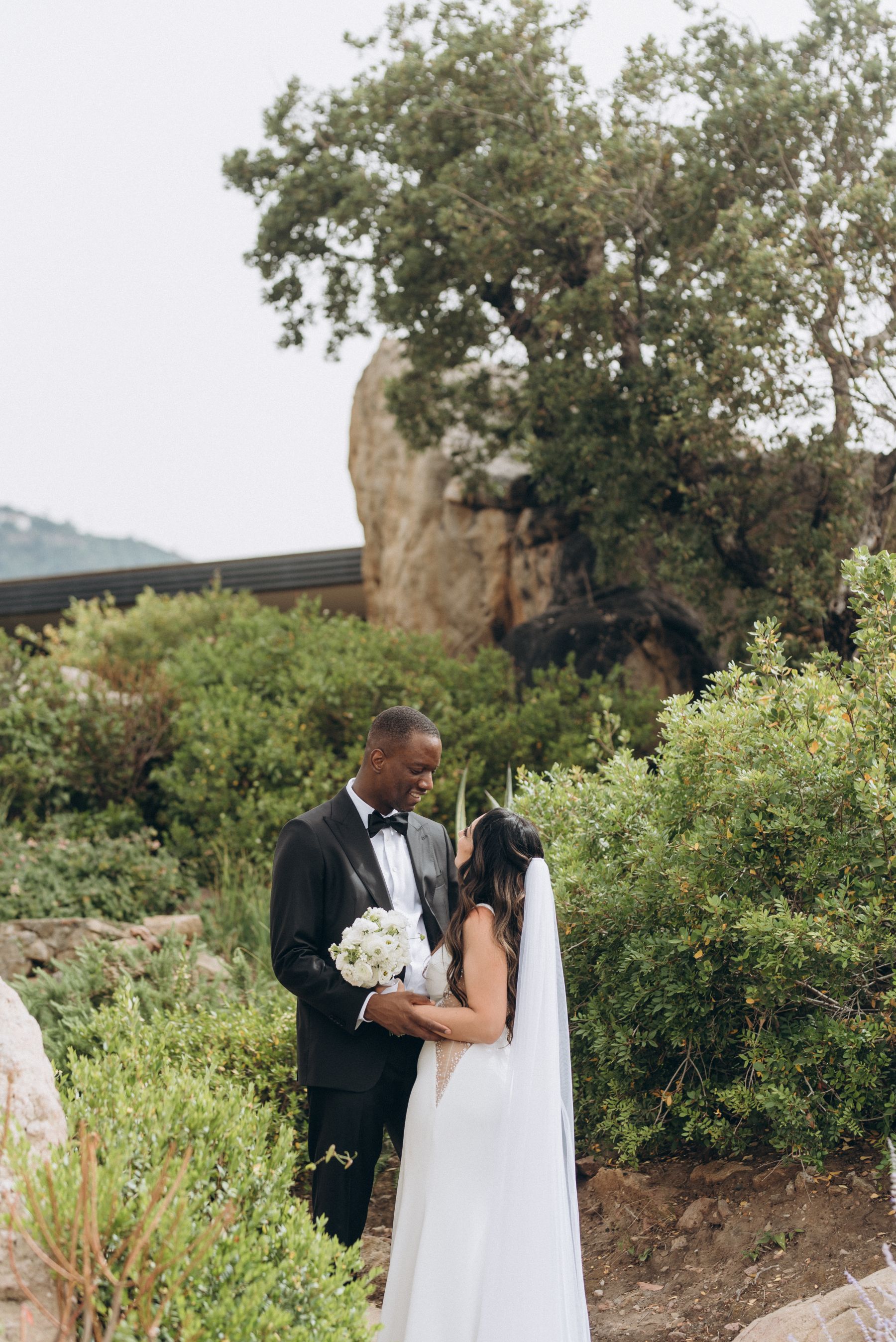 Romantic Seaside Celebration: Anna and Janny's Charming Wedding at Le Calette photo