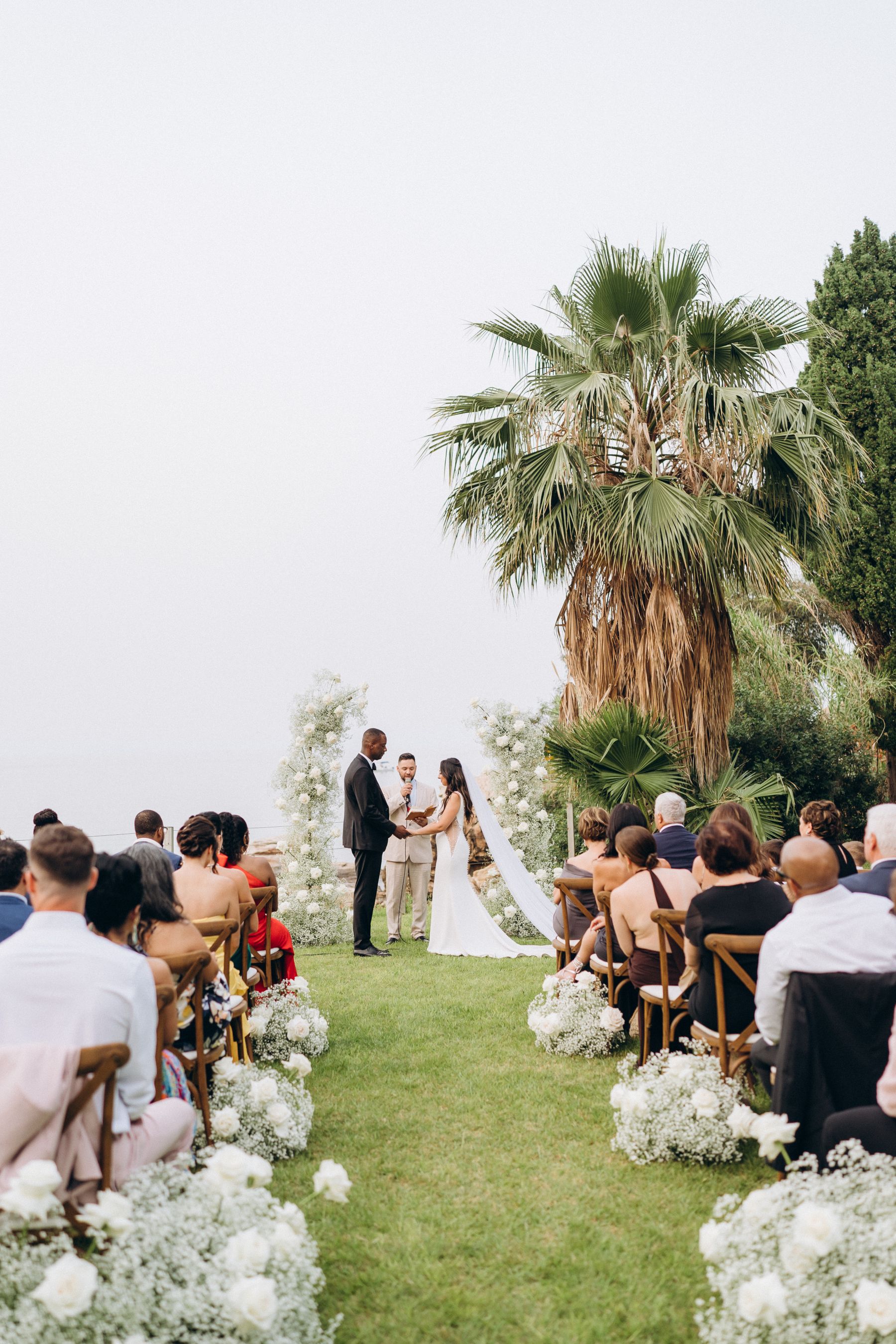 Romantic Seaside Celebration: Anna and Janny's Charming Wedding at Le Calette photo