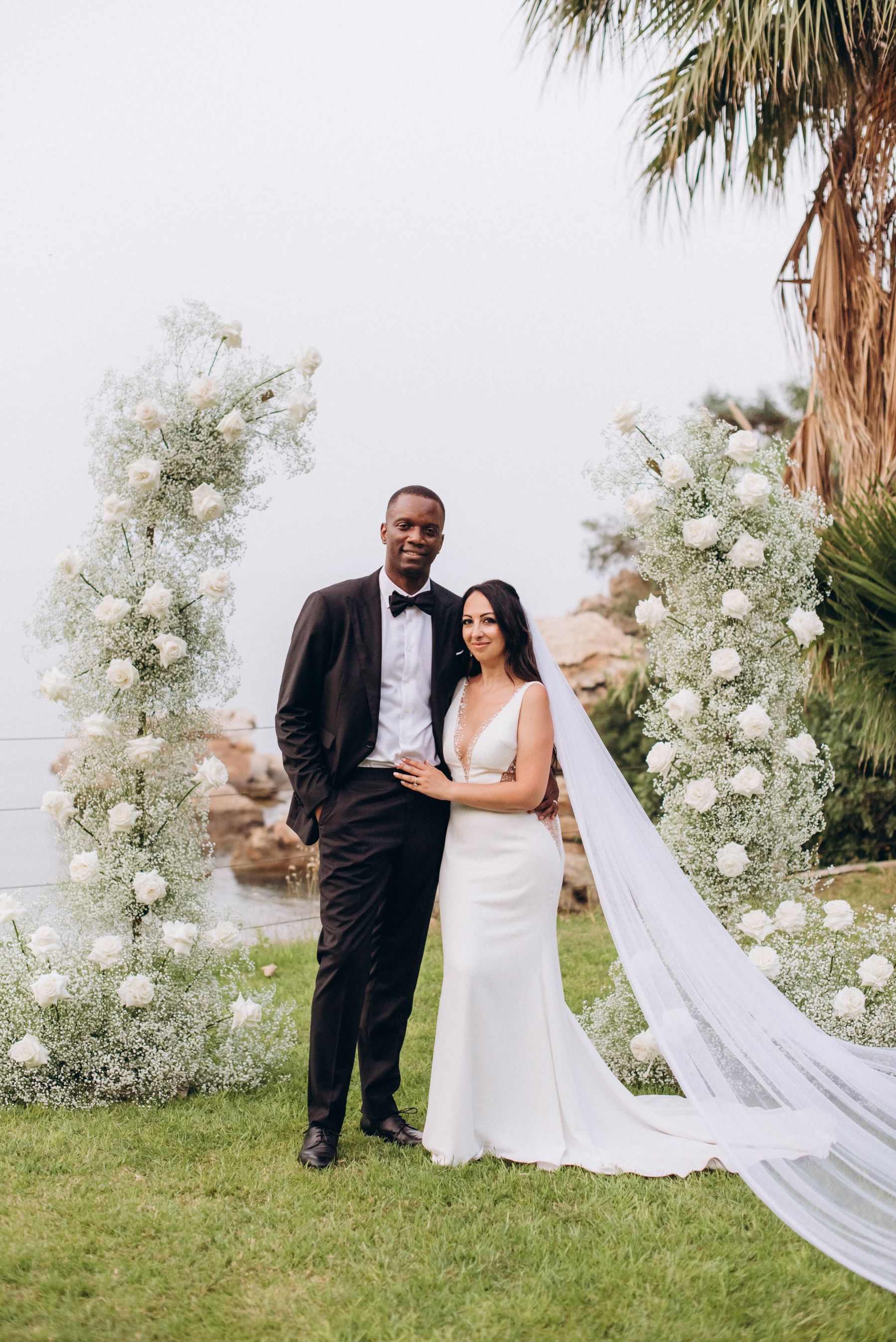 Romantic Seaside Celebration: Anna and Janny's Charming Wedding at Le Calette photo