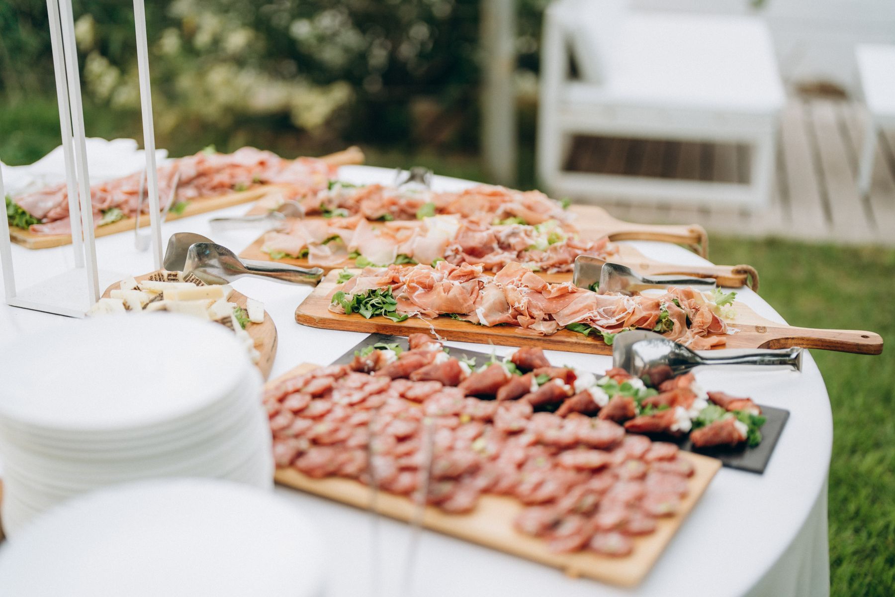 Romantic Seaside Celebration: Anna and Janny's Charming Wedding at Le Calette photo