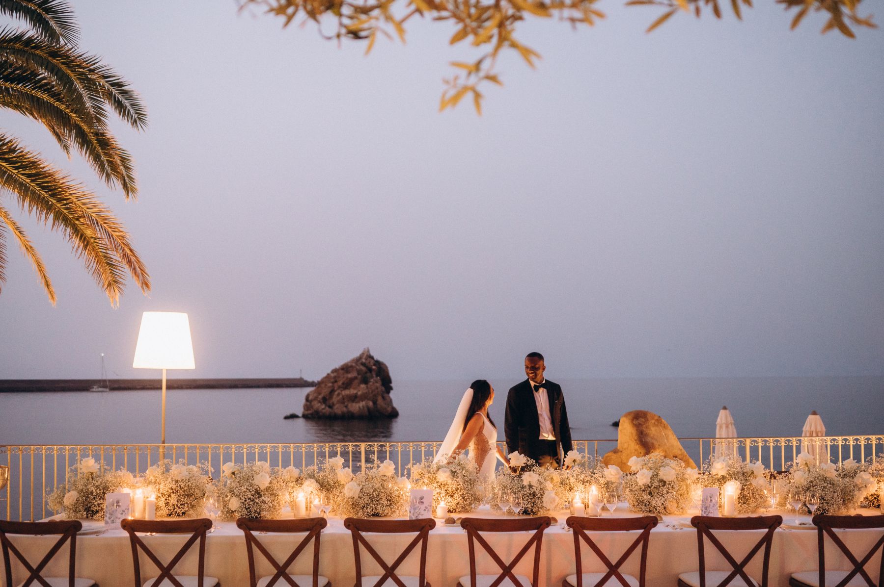 Romantic Seaside Celebration: Anna and Janny's Charming Wedding at Le Calette photo