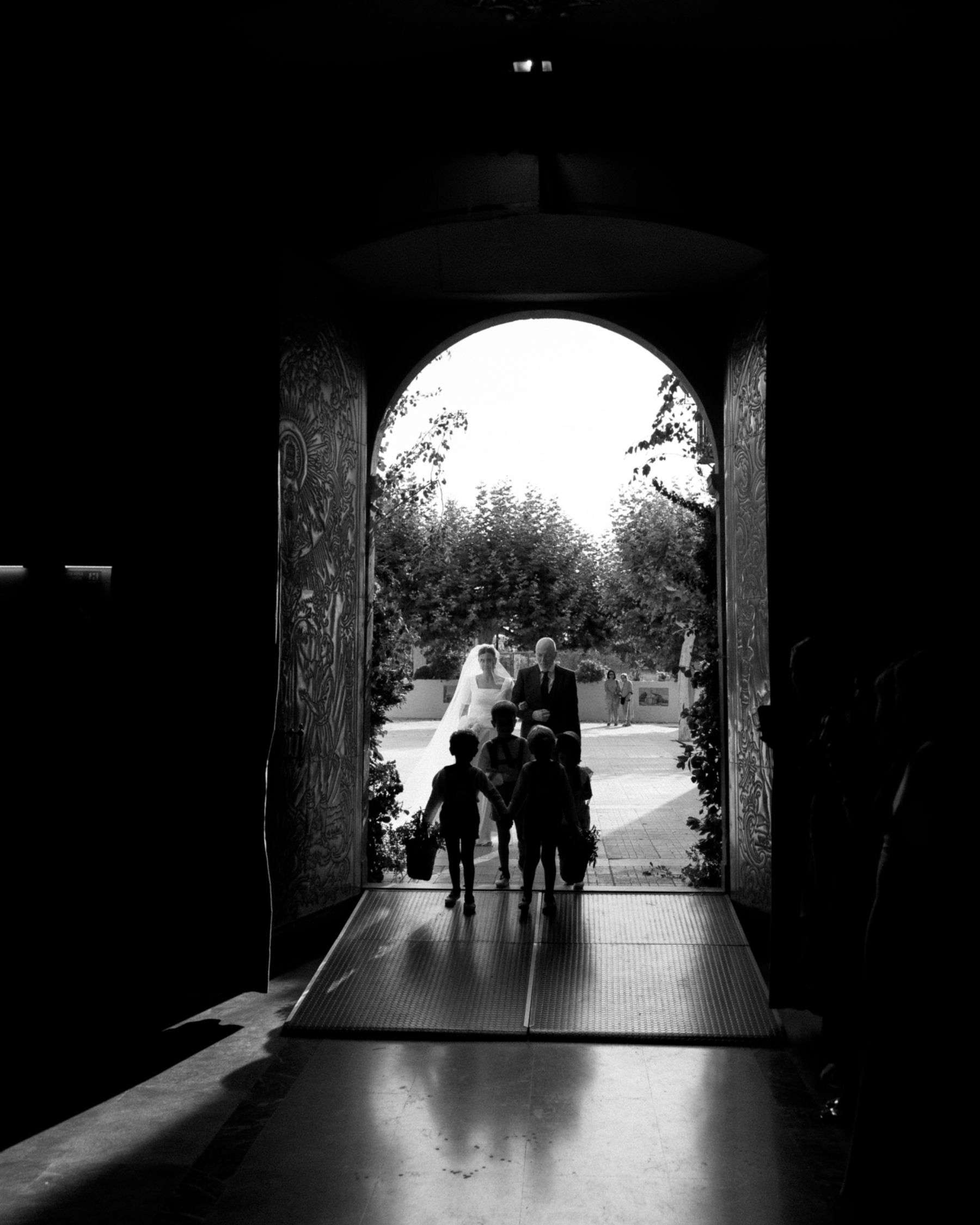 A Mediterranean Summer Love Story: Claudia and Borja's Colorful Wedding at La Huerta del Peñalen photo