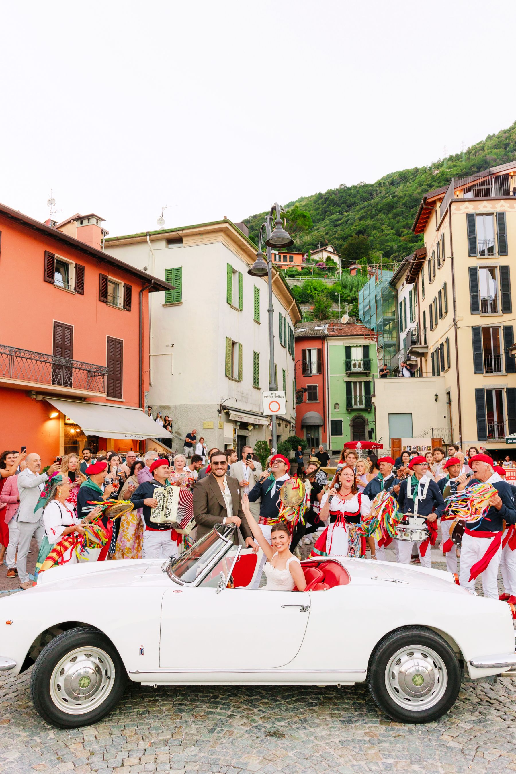 A Timeless Lake Como Love Story: Jessica &amp; Daniel's Elegant Wedding at Villa Pizzo photo