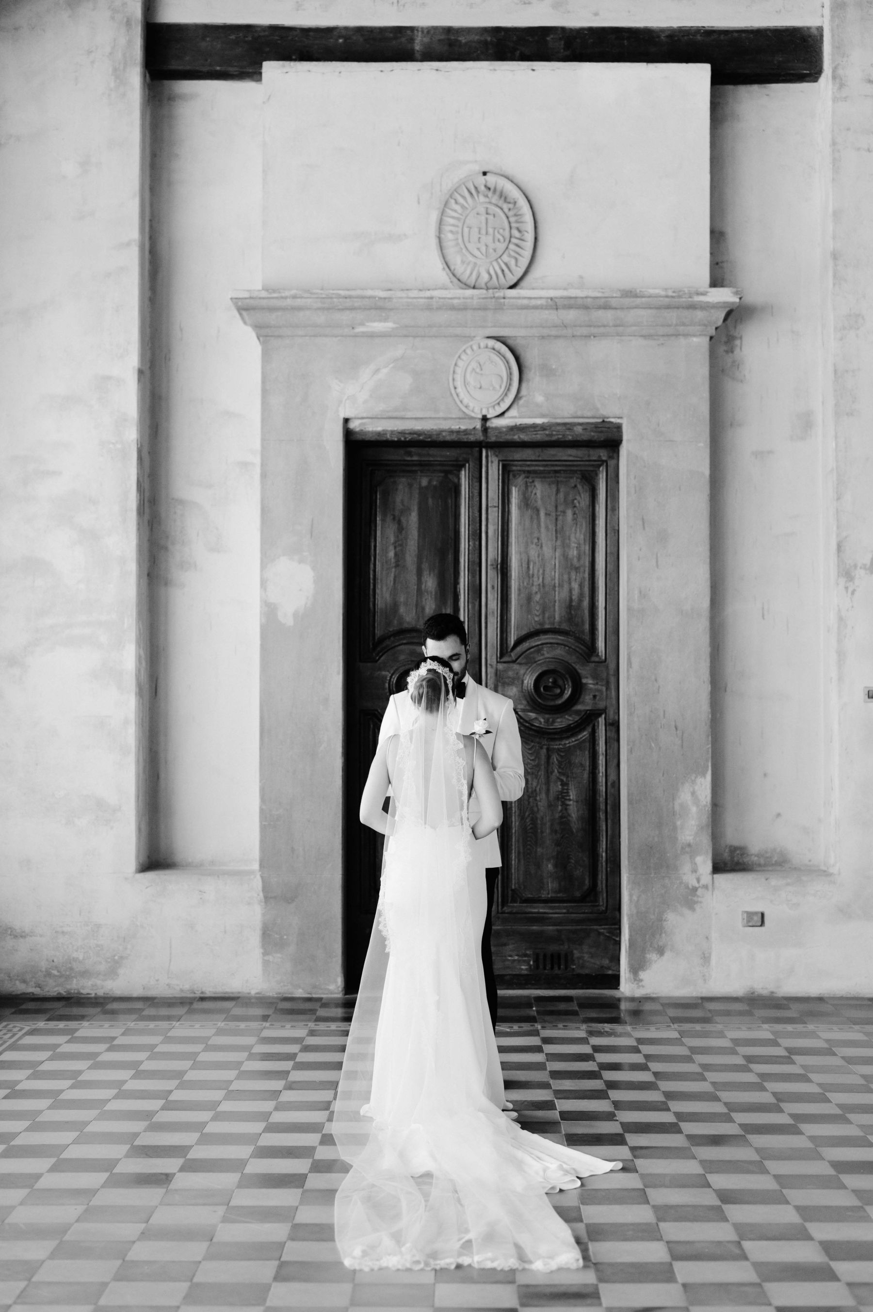 Romantic Jewish Nuptials in the Heart of Tuscany: Talia and Avi's Wedding at Villa Pazzi photo