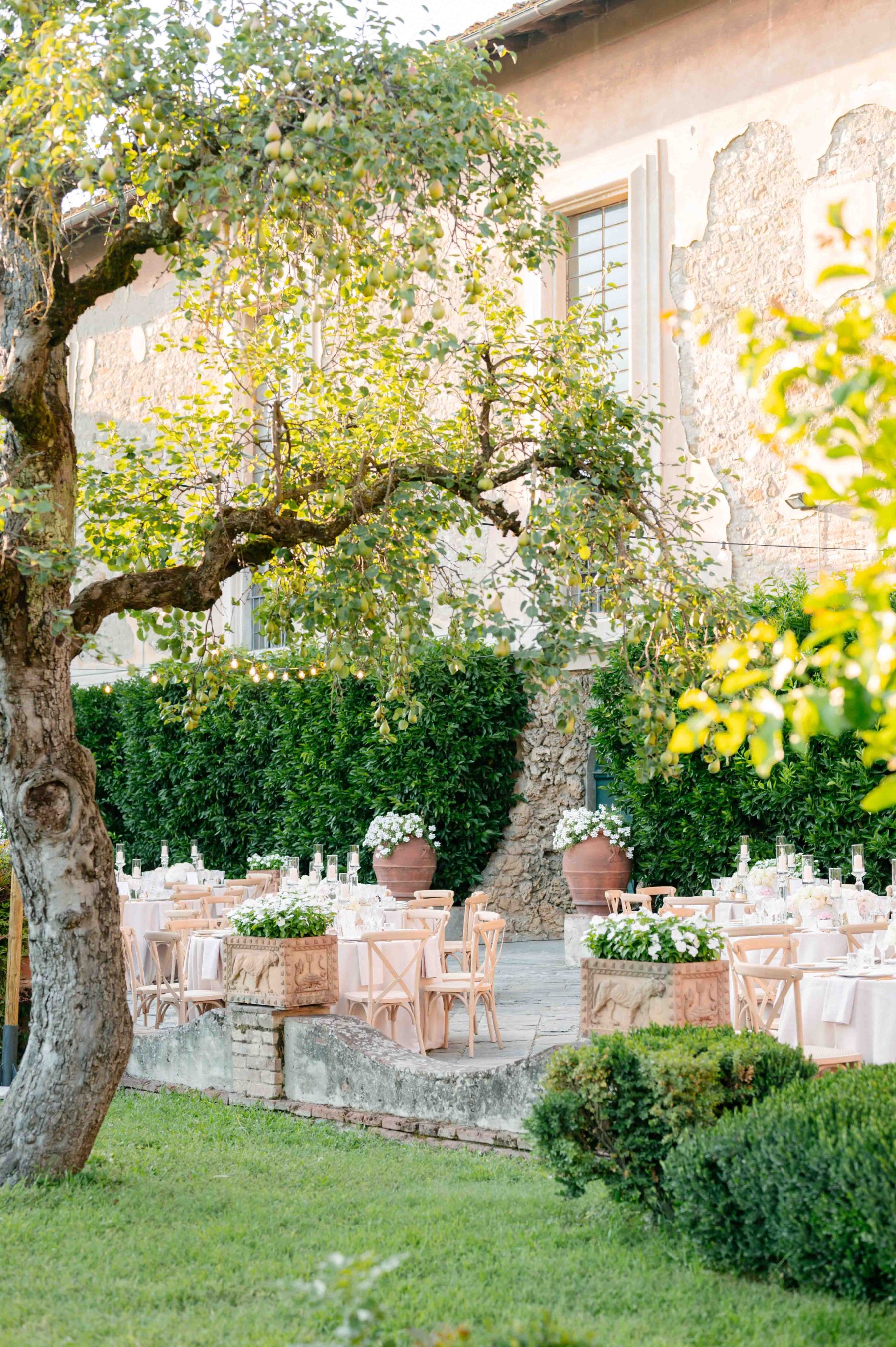 Romantic Jewish Nuptials in the Heart of Tuscany: Talia and Avi's Wedding at Villa Pazzi photo