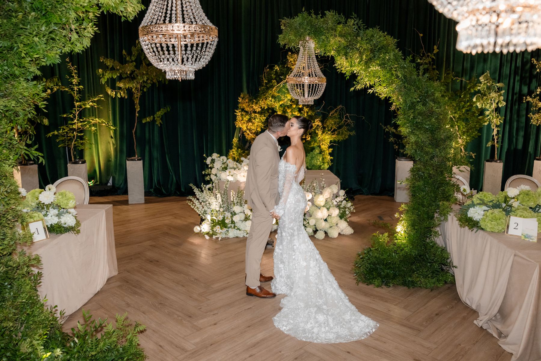 A Dream Garden Affair: Klaudia &amp; Jakub’s Unforgettable Wedding at Hotel Kiston photo