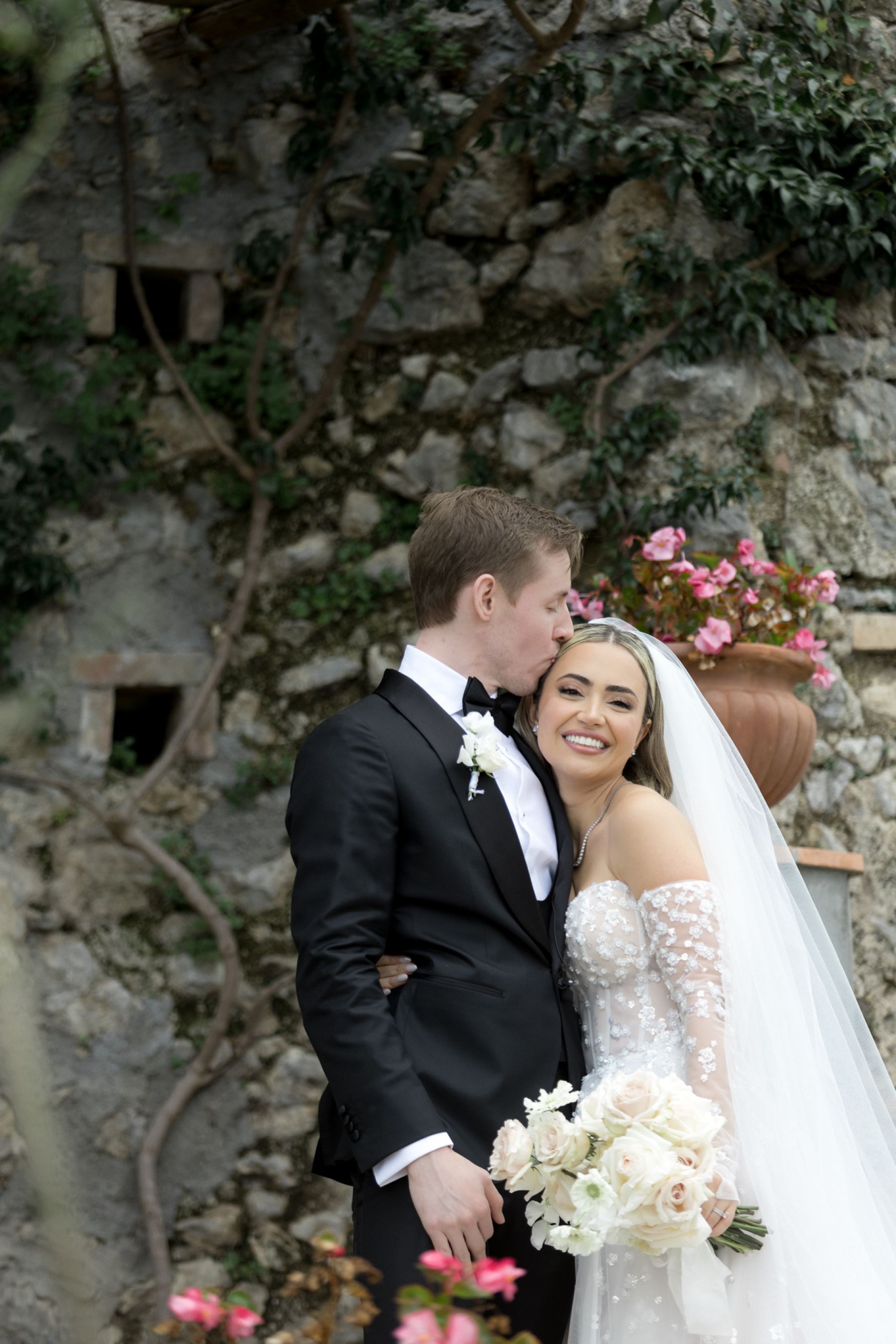 A Love Story from Instagram to the Amalfi Coast: Renee &amp; Joseph’s Dreamy Wedding at Villa Eva photo