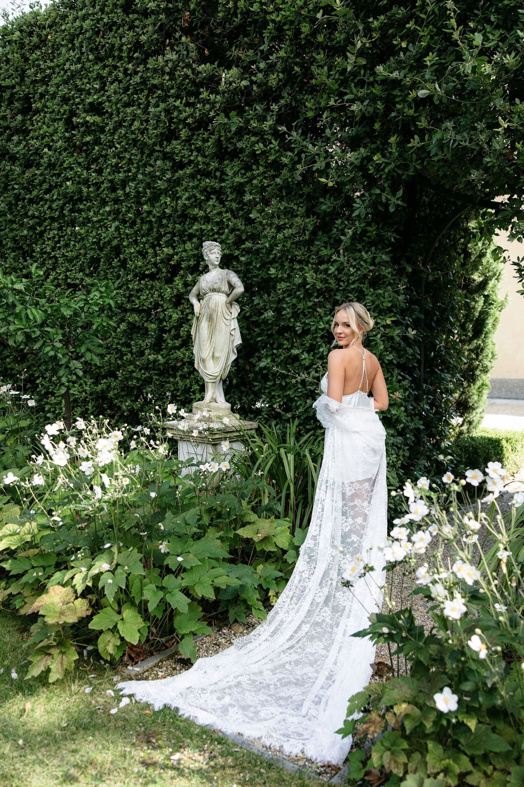 A Love Story Written in the Stars: Ashley &amp; Cody’s Enchanting Wedding at Villa Balbiano photo