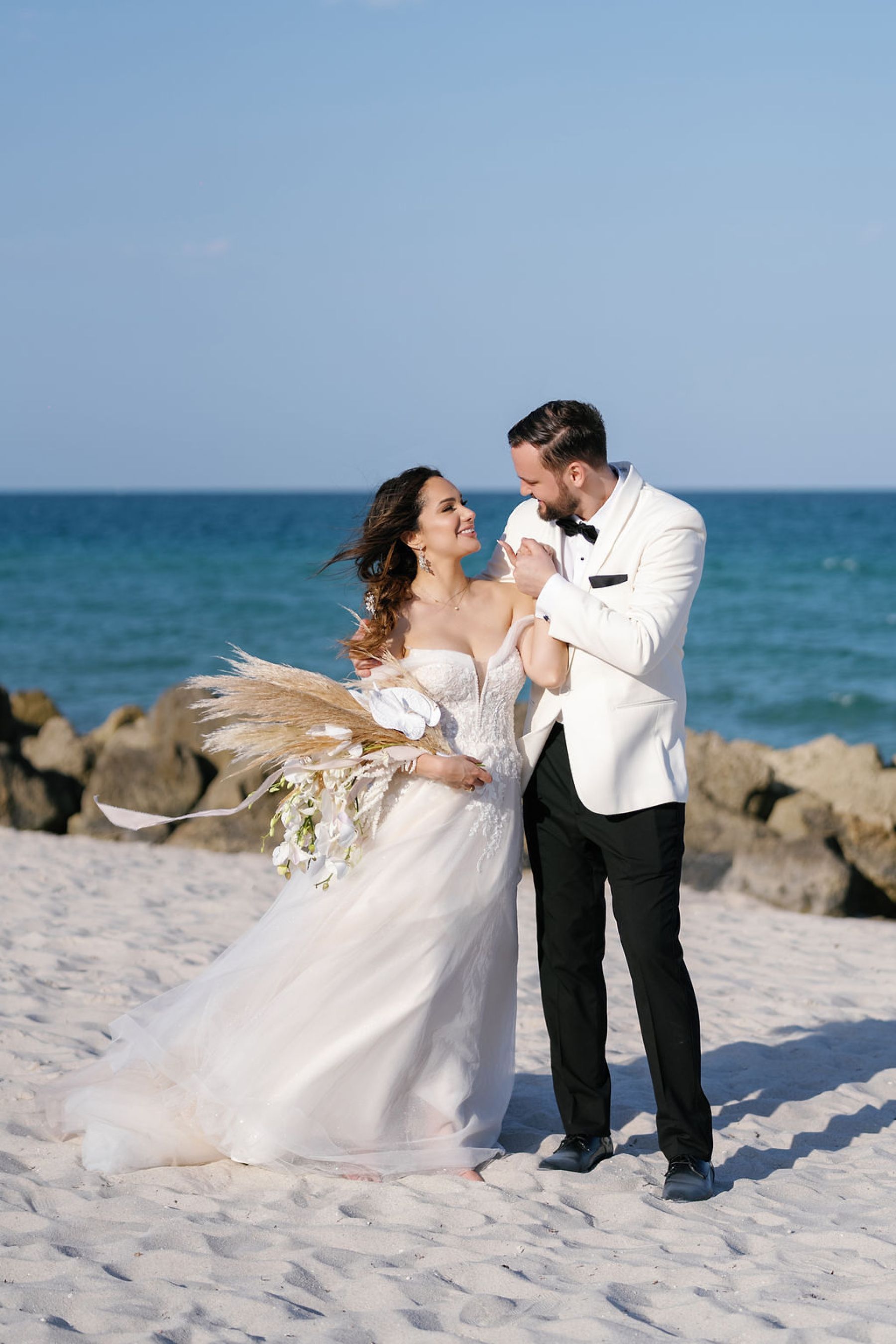 A Tropical Romance: Kimberly &amp; Ruslan's Dream Wedding at The Palms Hotel &amp; Spa photo