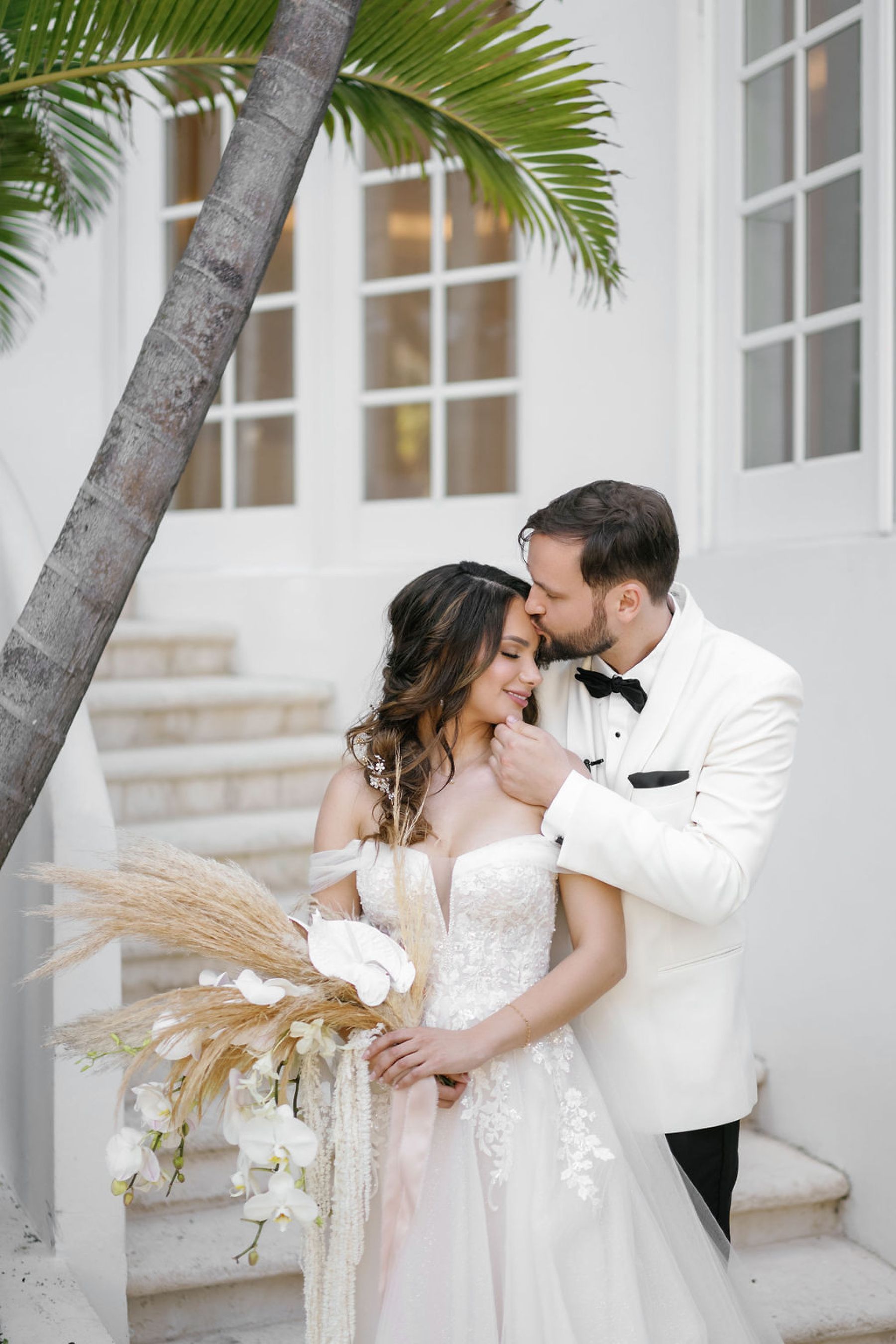A Tropical Romance: Kimberly &amp; Ruslan's Dream Wedding at The Palms Hotel &amp; Spa photo