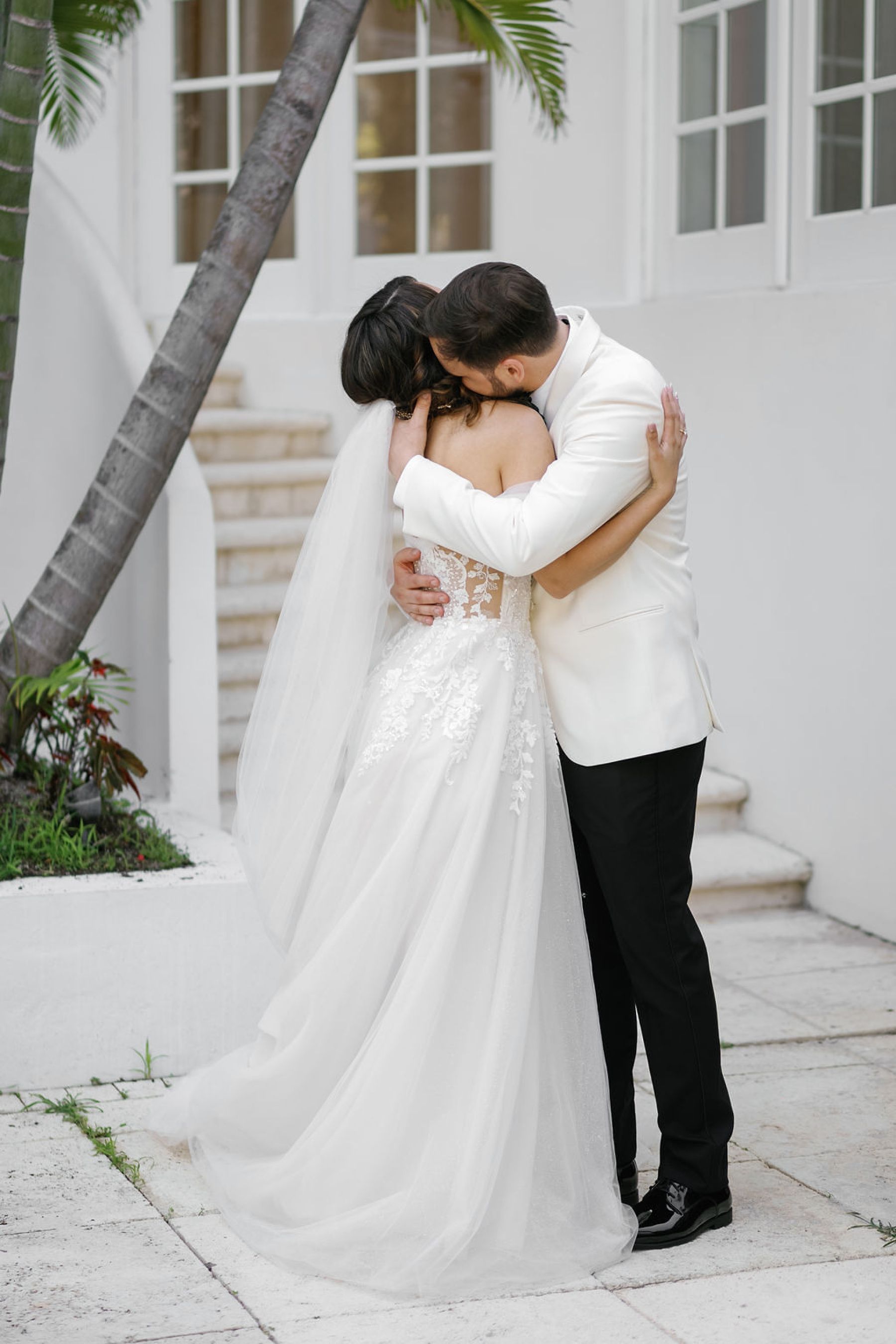 A Tropical Romance: Kimberly &amp; Ruslan's Dream Wedding at The Palms Hotel &amp; Spa photo