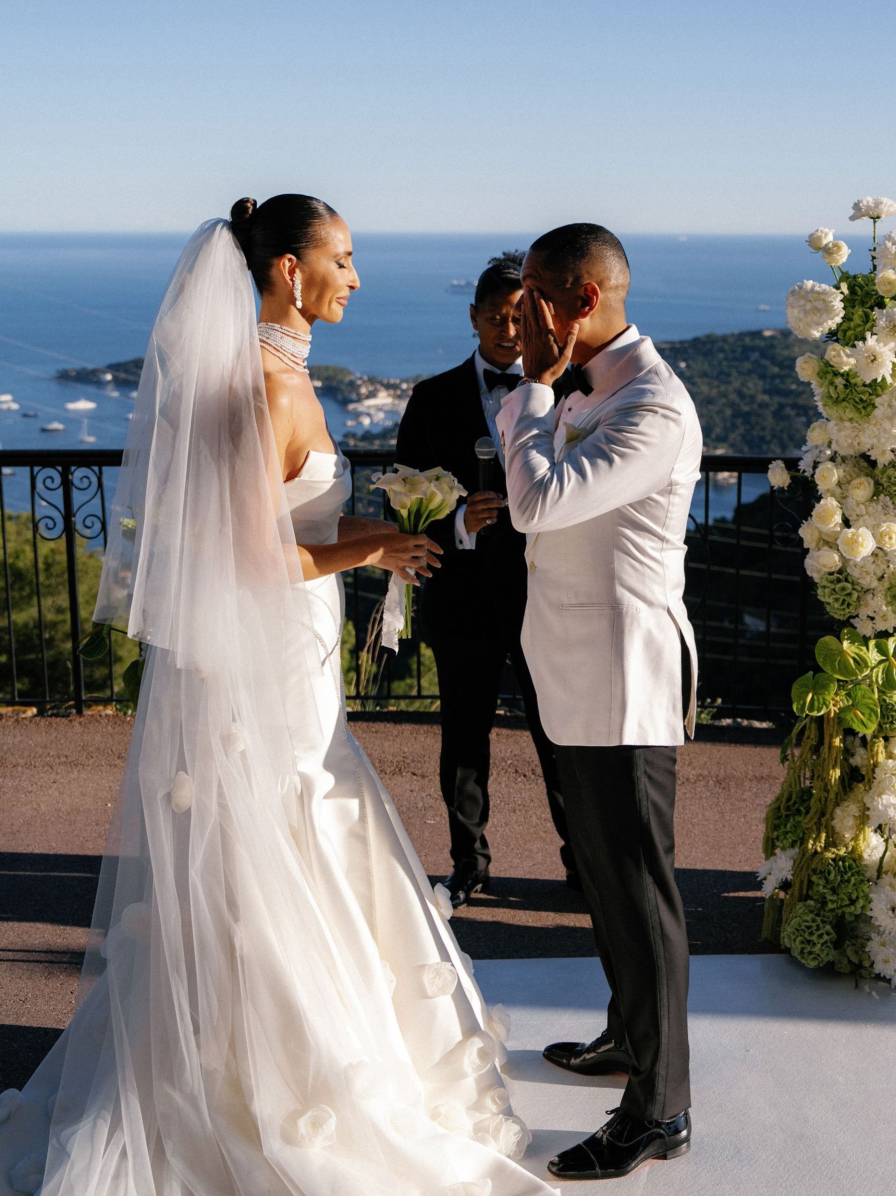 From Tinder to the French Riviera: Yana &amp; Aston’s Dream Wedding at Domaine du Mont Leuze photo