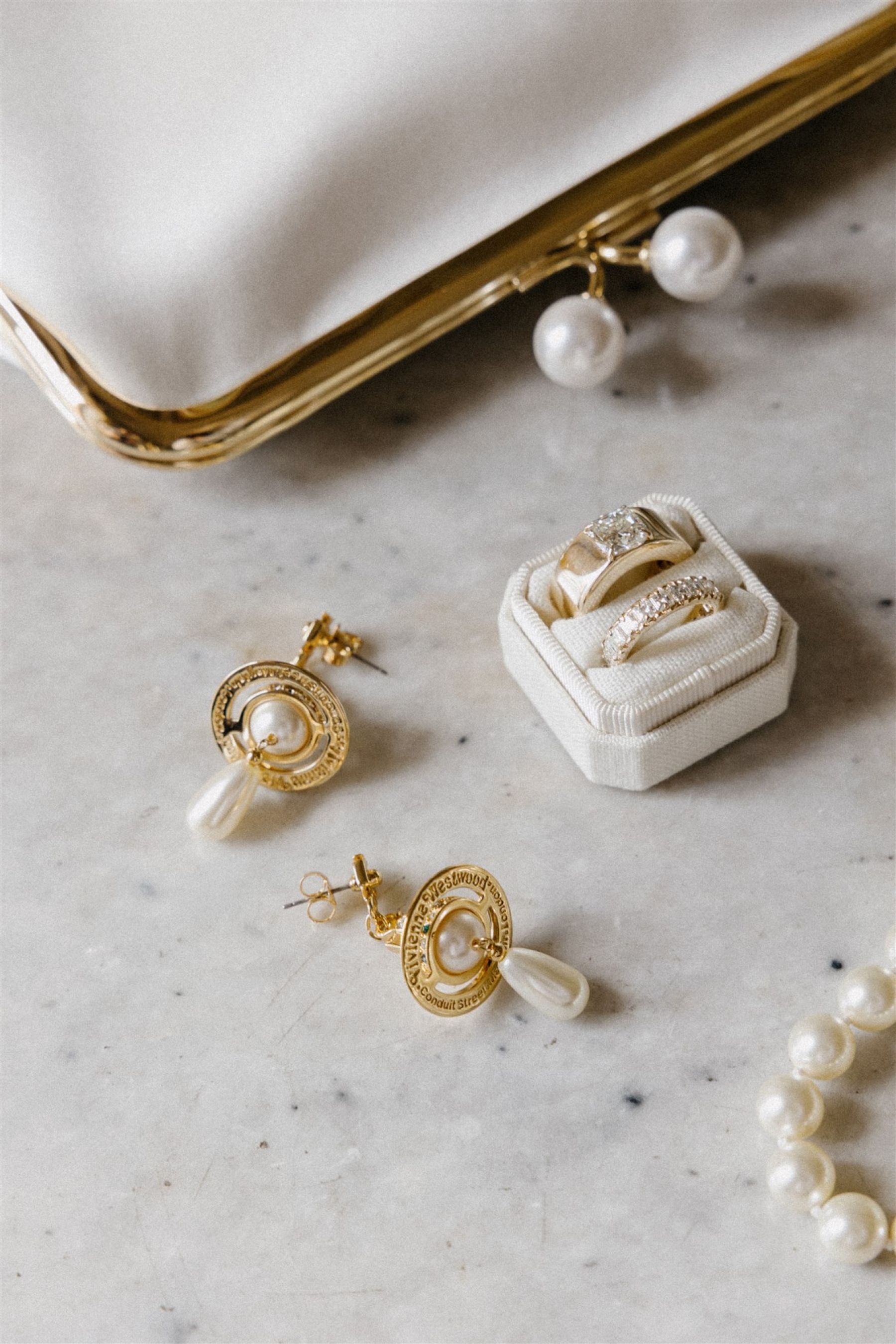 A Colorful Lake Como Love Story: Toni &amp; Caroline's Wedding at Villa Pizzo photo