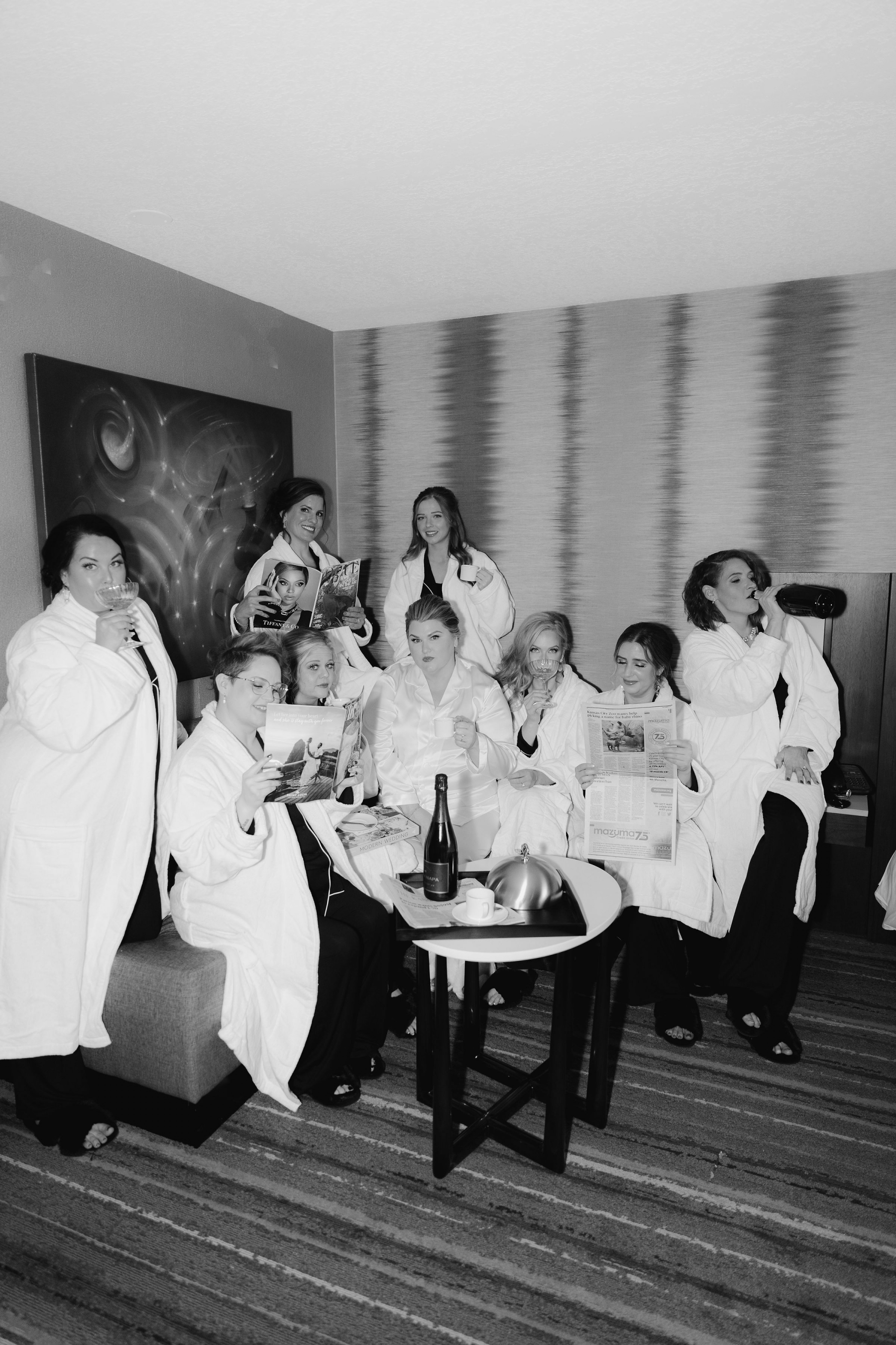 Intimate Elegance: Jenelle &amp; Andrew's Modern Wedding  photo