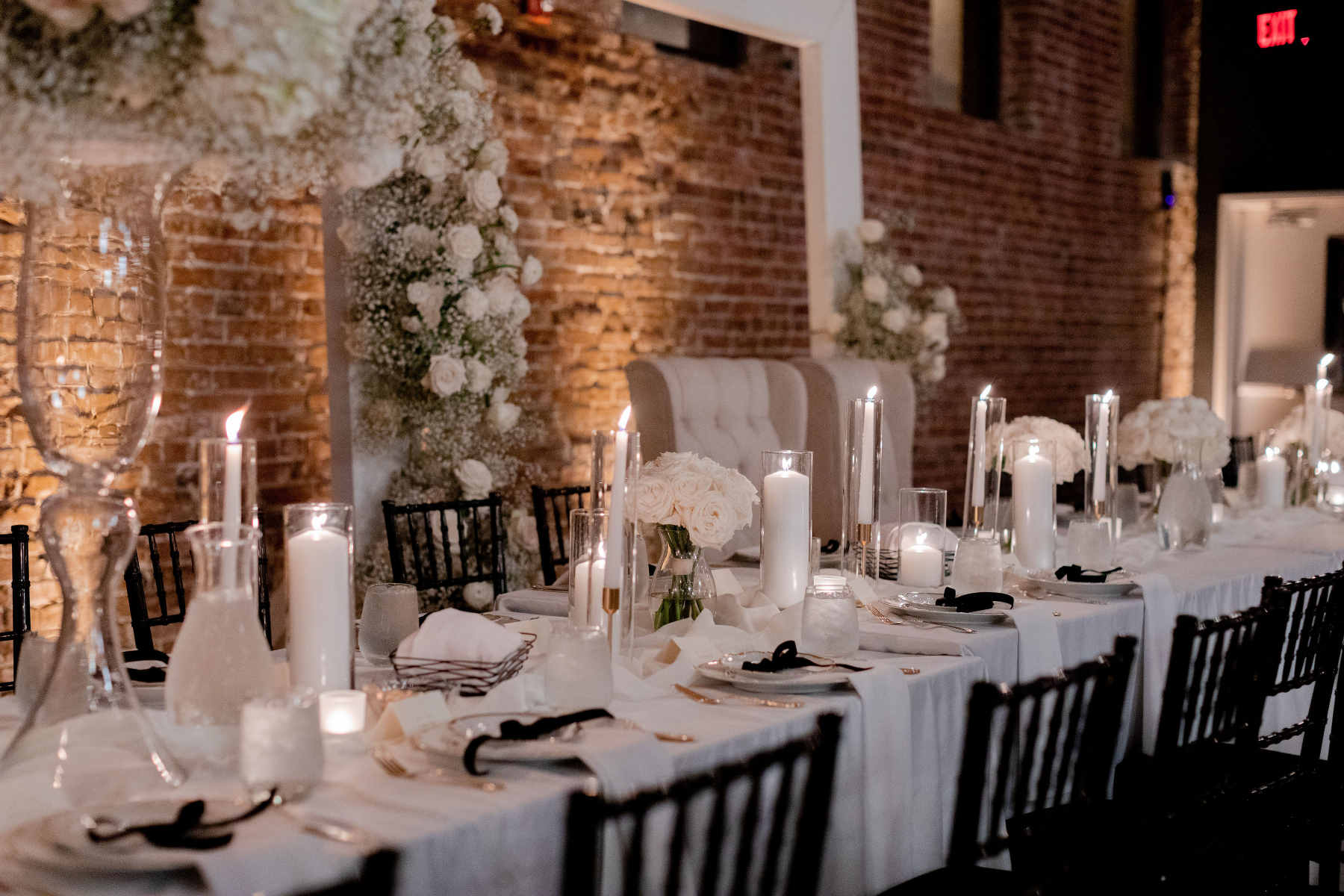 Intimate Elegance: Jenelle &amp; Andrew's Modern Wedding  photo