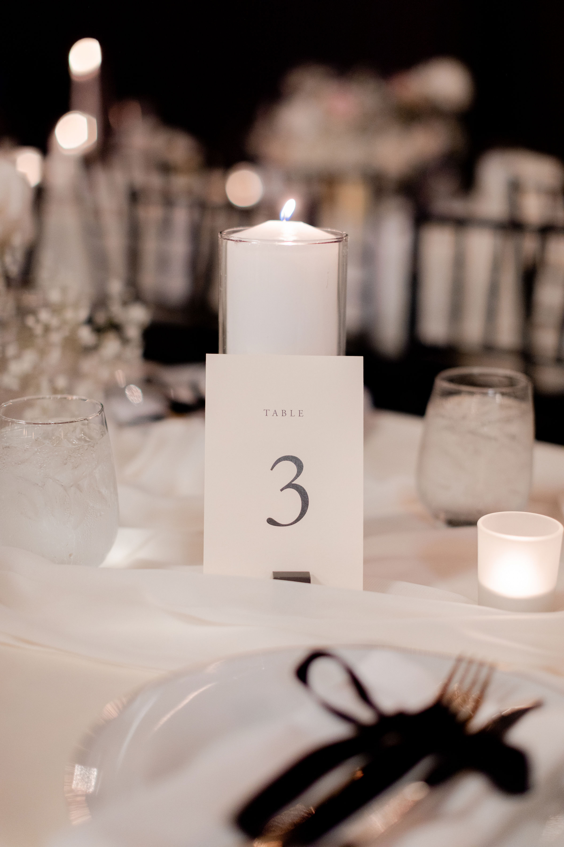 Intimate Elegance: Jenelle &amp; Andrew's Modern Wedding  photo