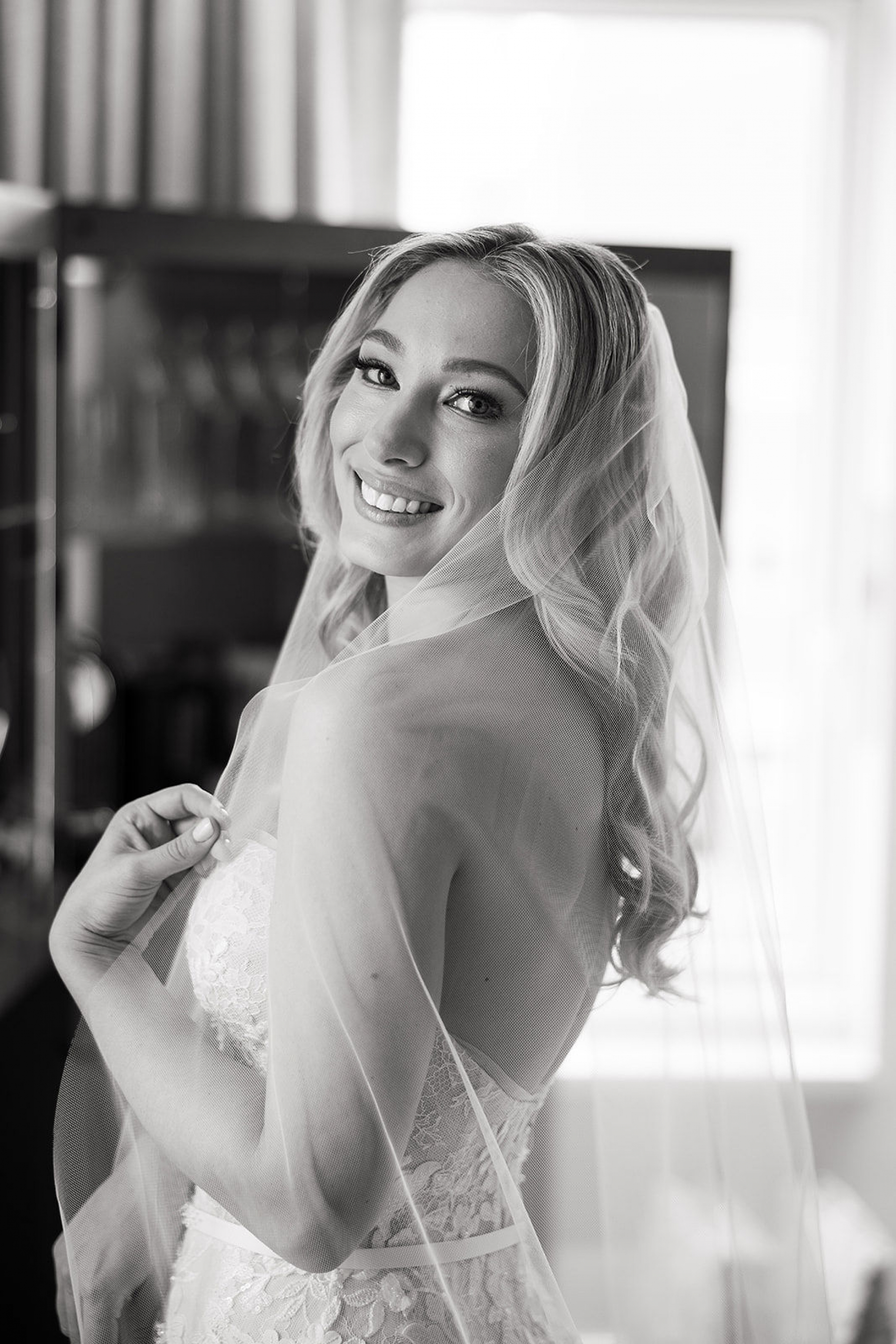 A Timeless Affair: Max &amp; Ashley's Classic Wedding at Cipriani photo