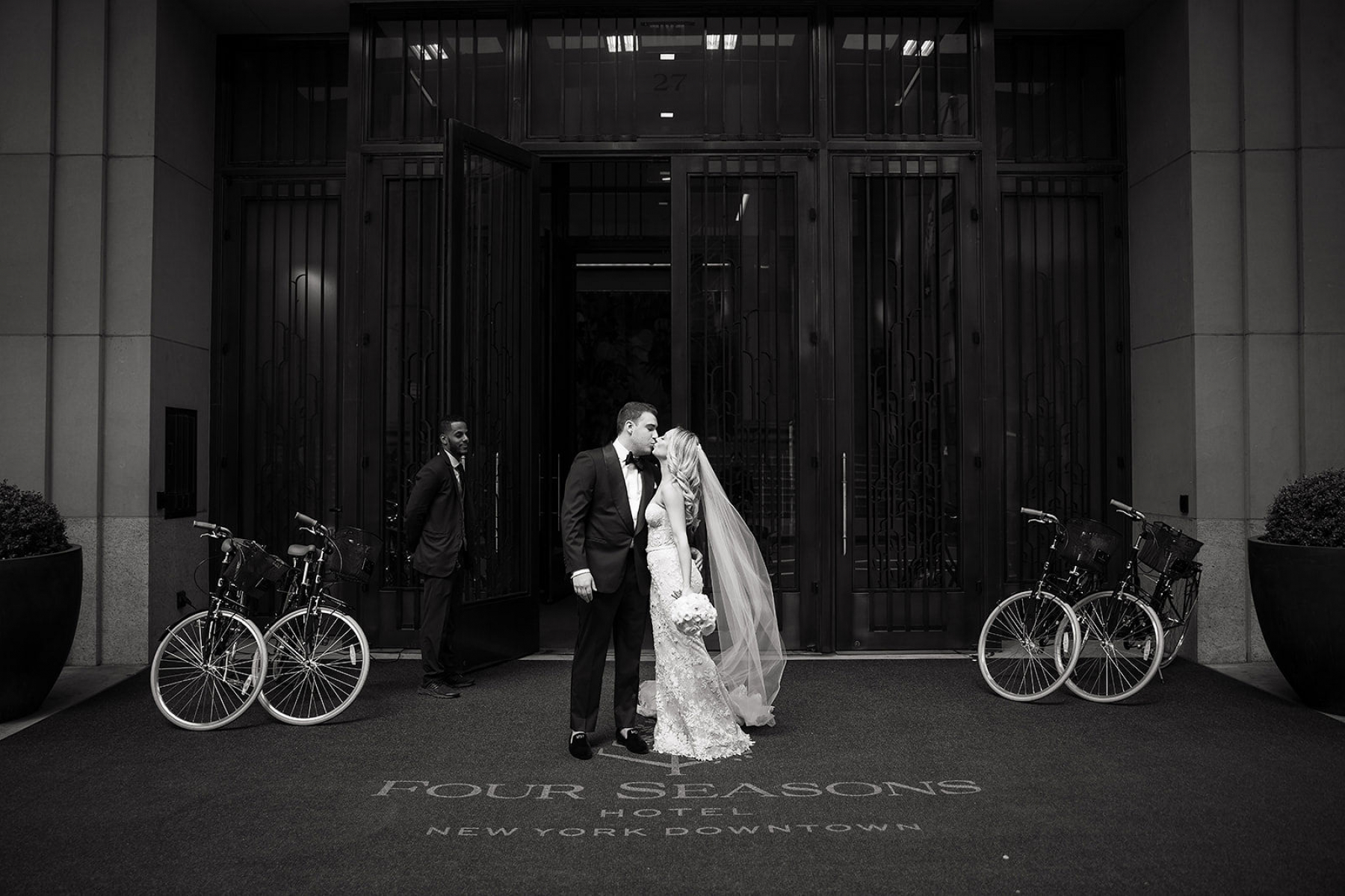 A Timeless Affair: Max &amp; Ashley's Classic Wedding at Cipriani photo