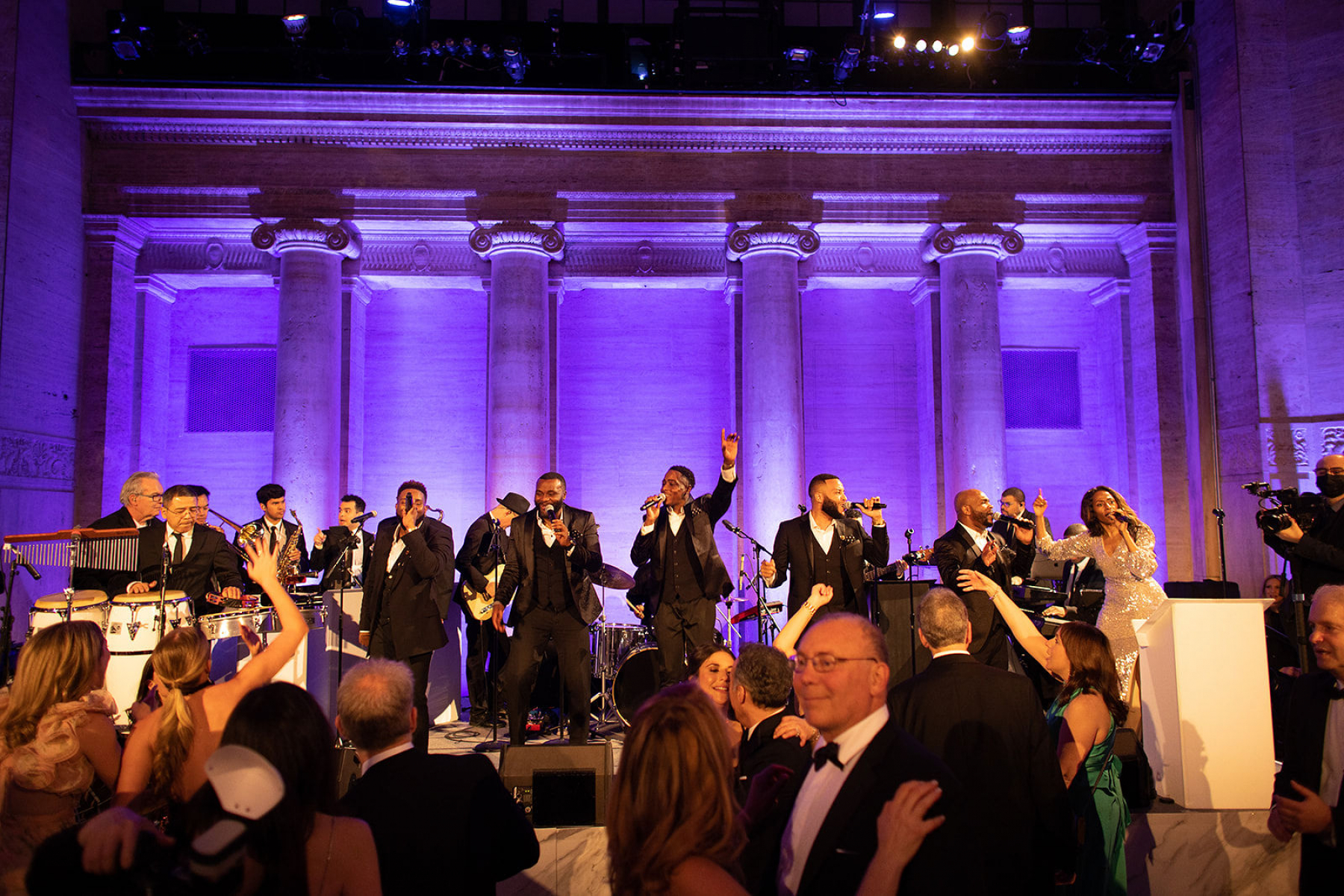 A Timeless Affair: Max &amp; Ashley's Classic Wedding at Cipriani photo