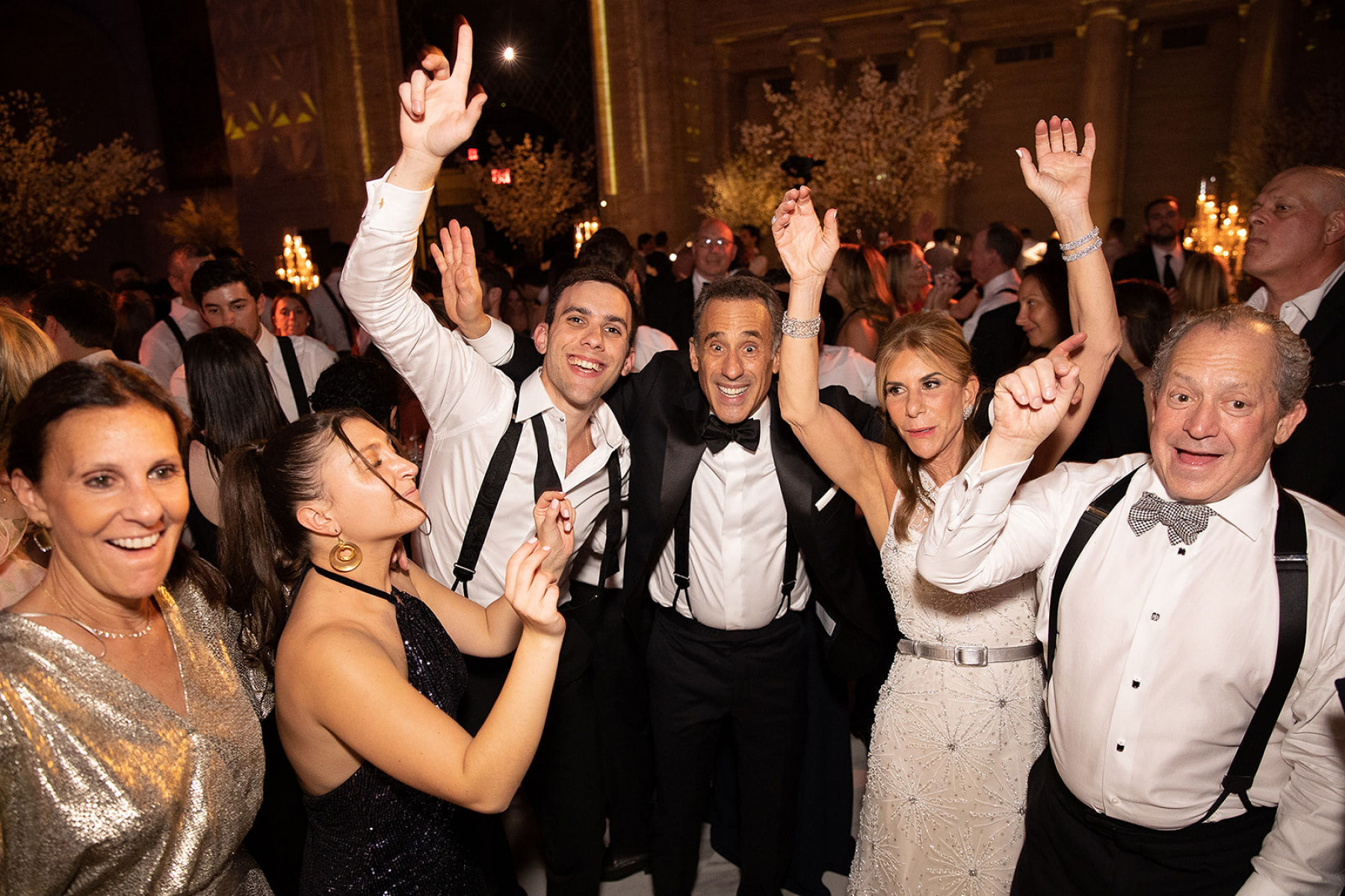 A Timeless Affair: Max &amp; Ashley's Classic Wedding at Cipriani photo