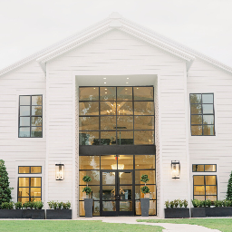 Boxwood Manor Venue | About