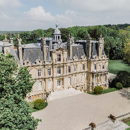 Château de Saint-Martin du Tertre Venue | About