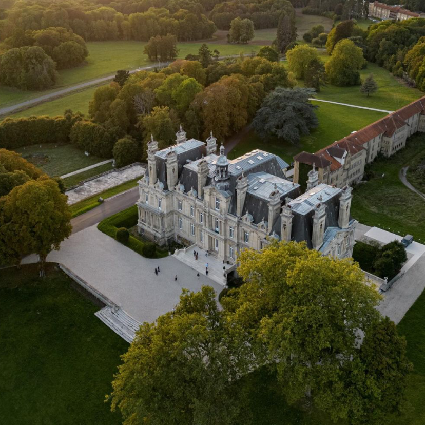 Château de Saint-Martin du Tertre Venues