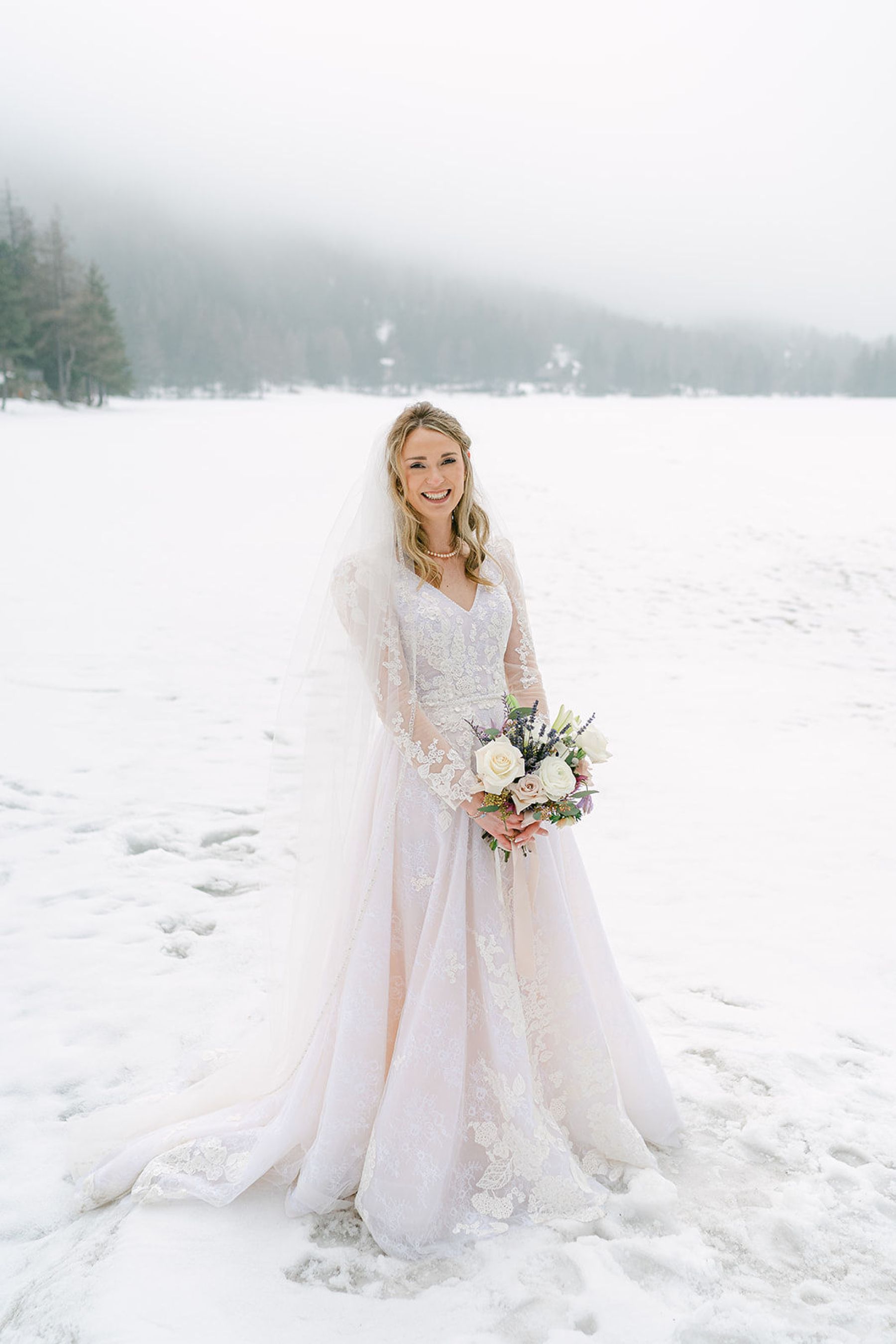 Vintage Elegance in the Swiss Alps: Ayla &amp; Jack's Bespoke Wedding at Hotel Splendide photo