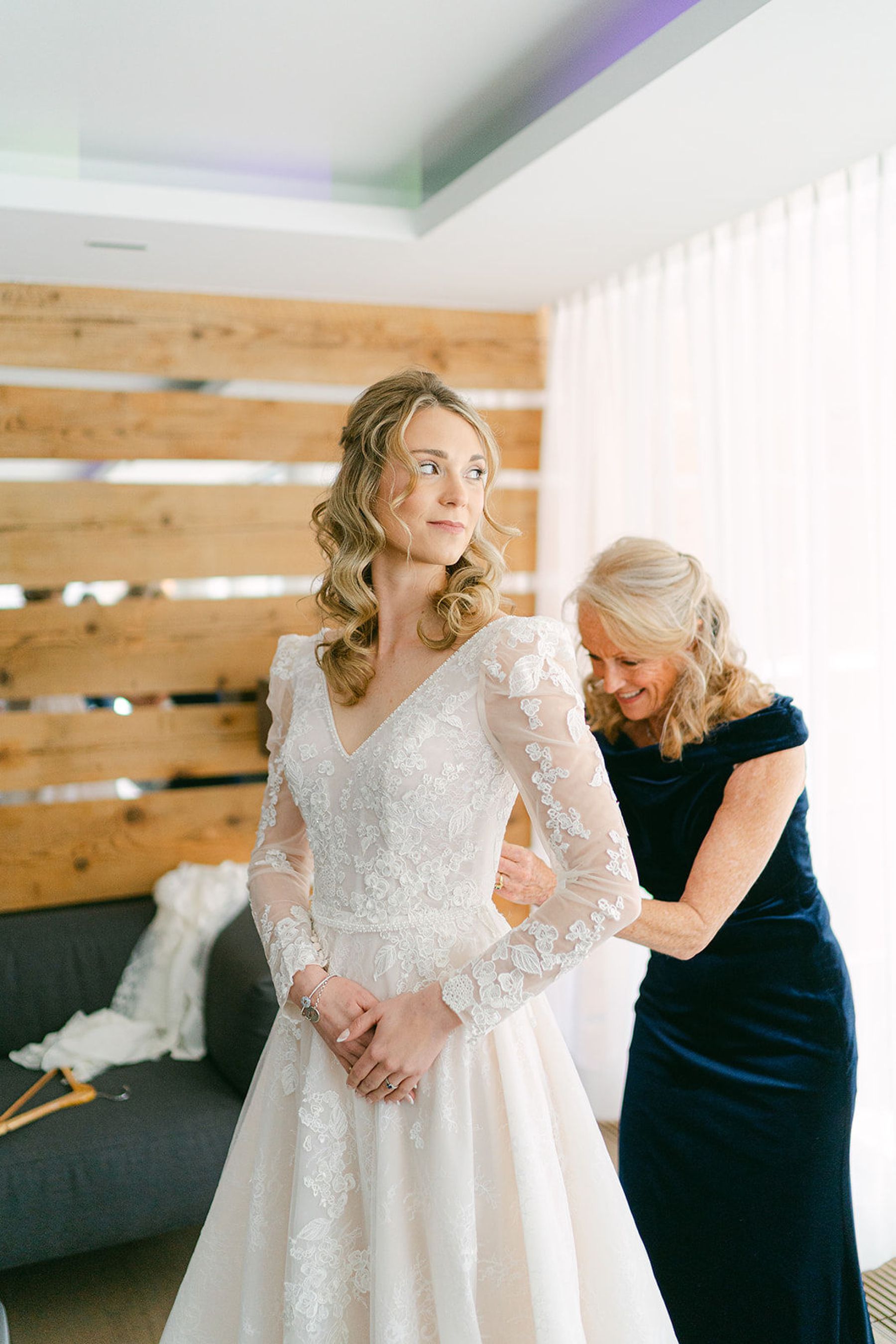 Vintage Elegance in the Swiss Alps: Ayla &amp; Jack's Bespoke Wedding at Hotel Splendide photo