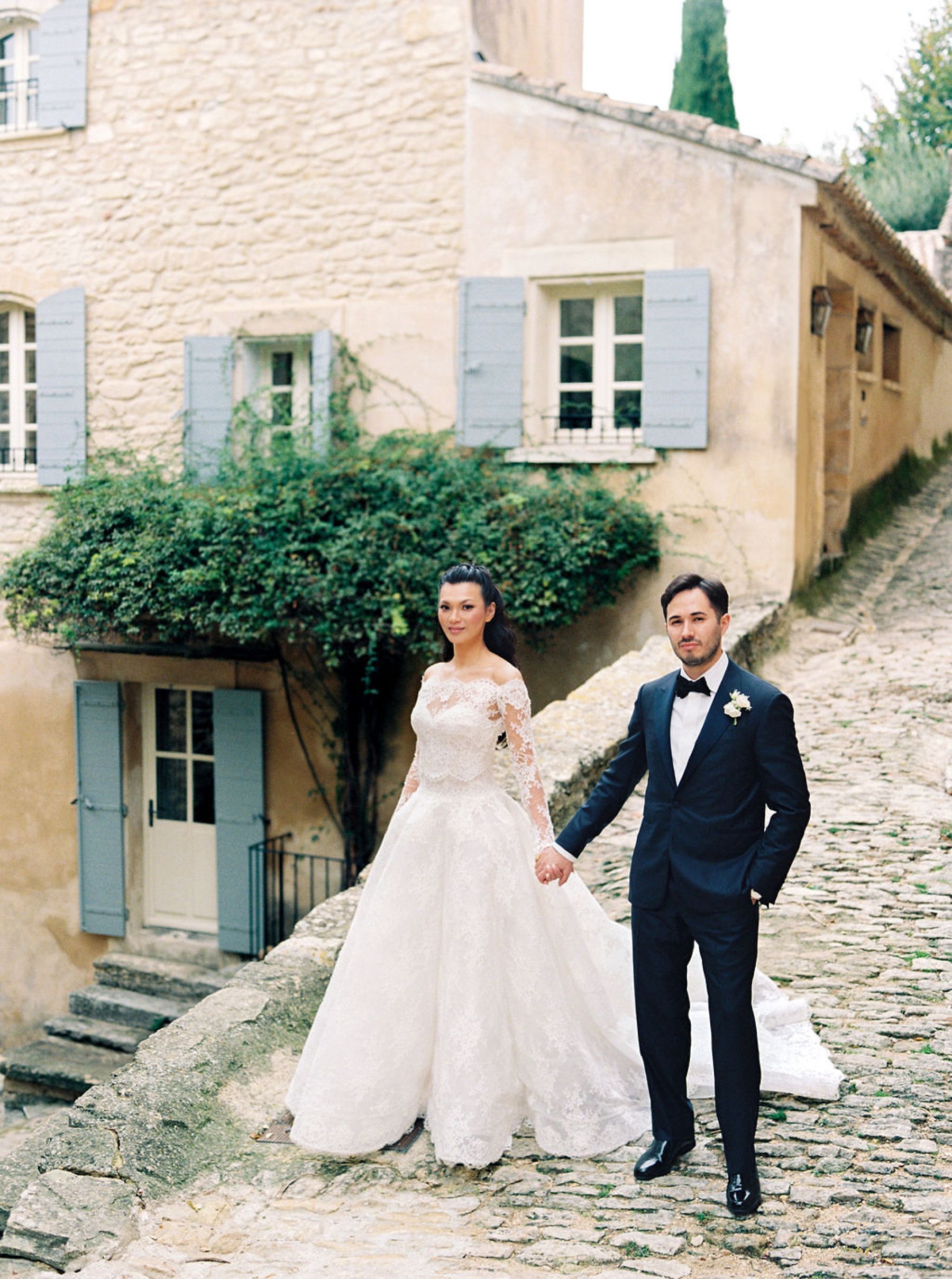 Blue Hues and 'I Do's': Annie and Sean's South of France Wedding at Airelles Gordes, La Bastide photo