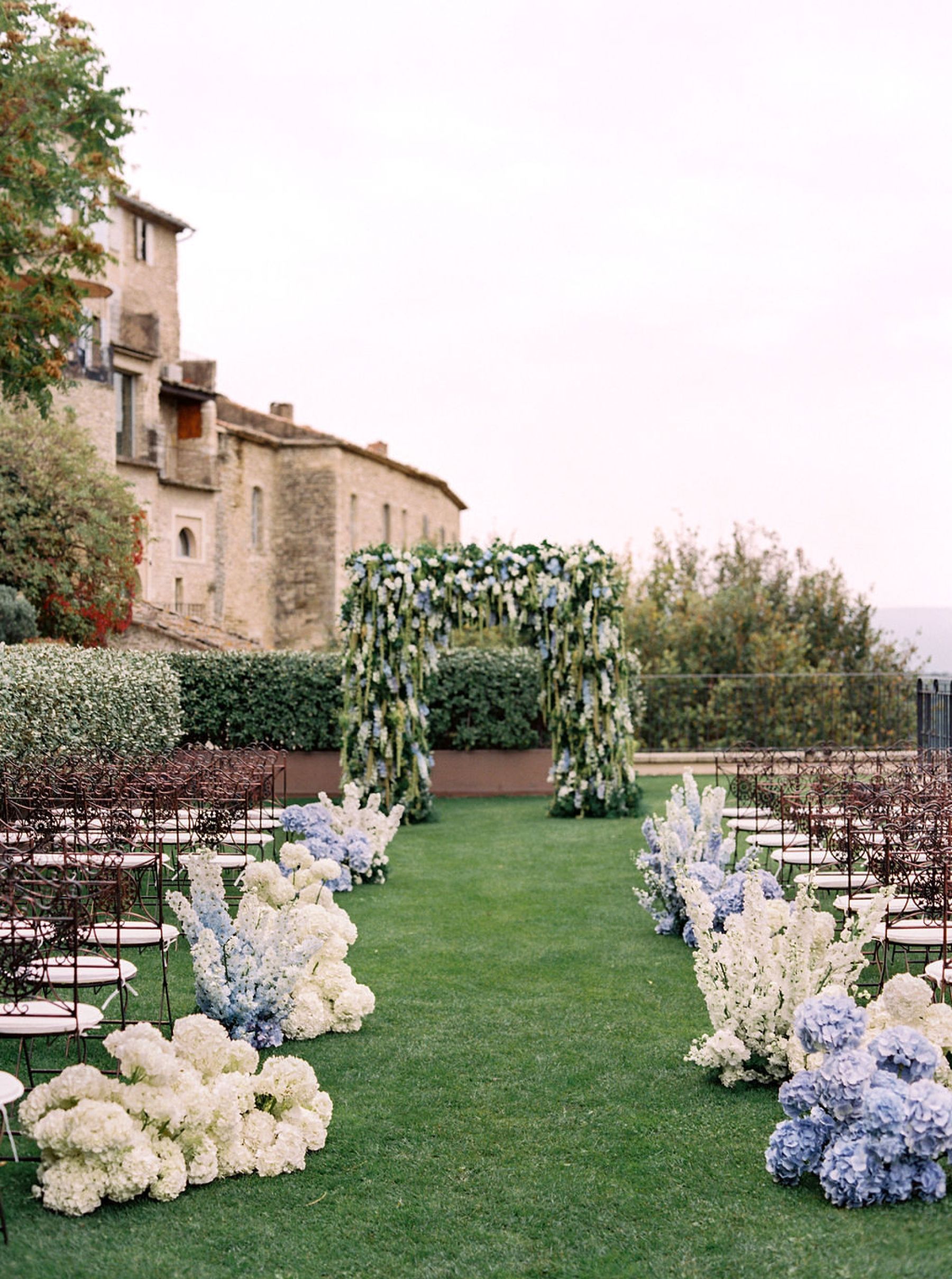 Blue Hues and 'I Do's': Annie and Sean's South of France Wedding at Airelles Gordes, La Bastide photo