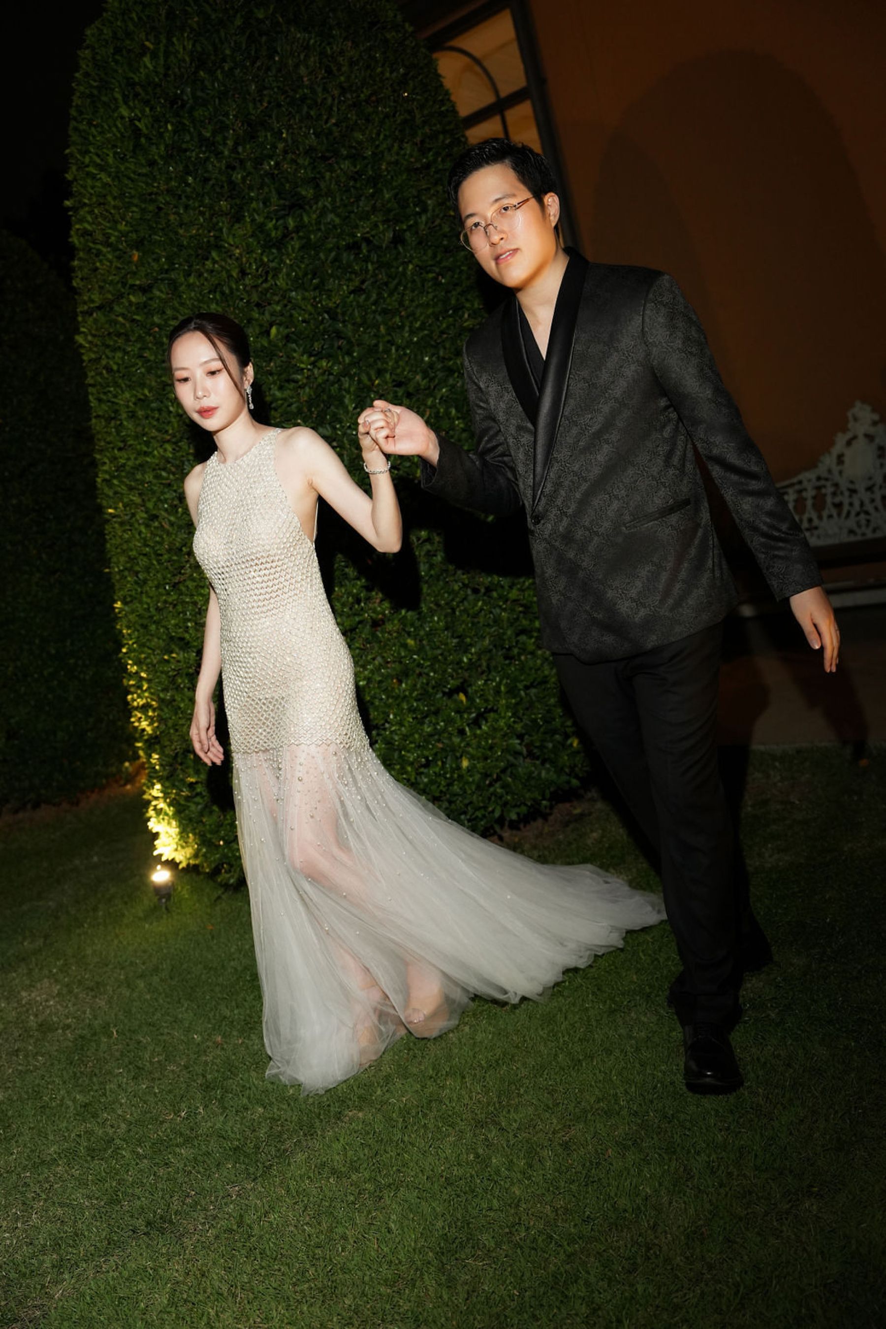 Under the Tree: Loreta and Thasit’s Enchanting Bangkok Wedding at Nai Lert Park photo